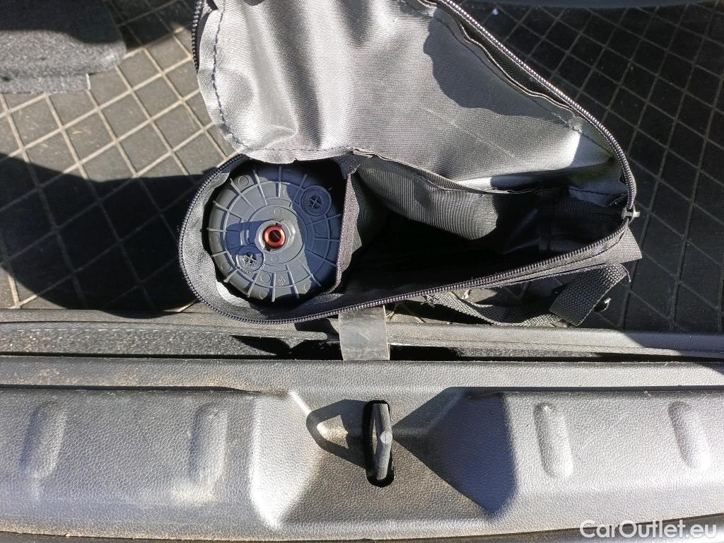  Mini  Mini   / 2021 / 3P / berlina con portón COOPER SE (AC4) #13