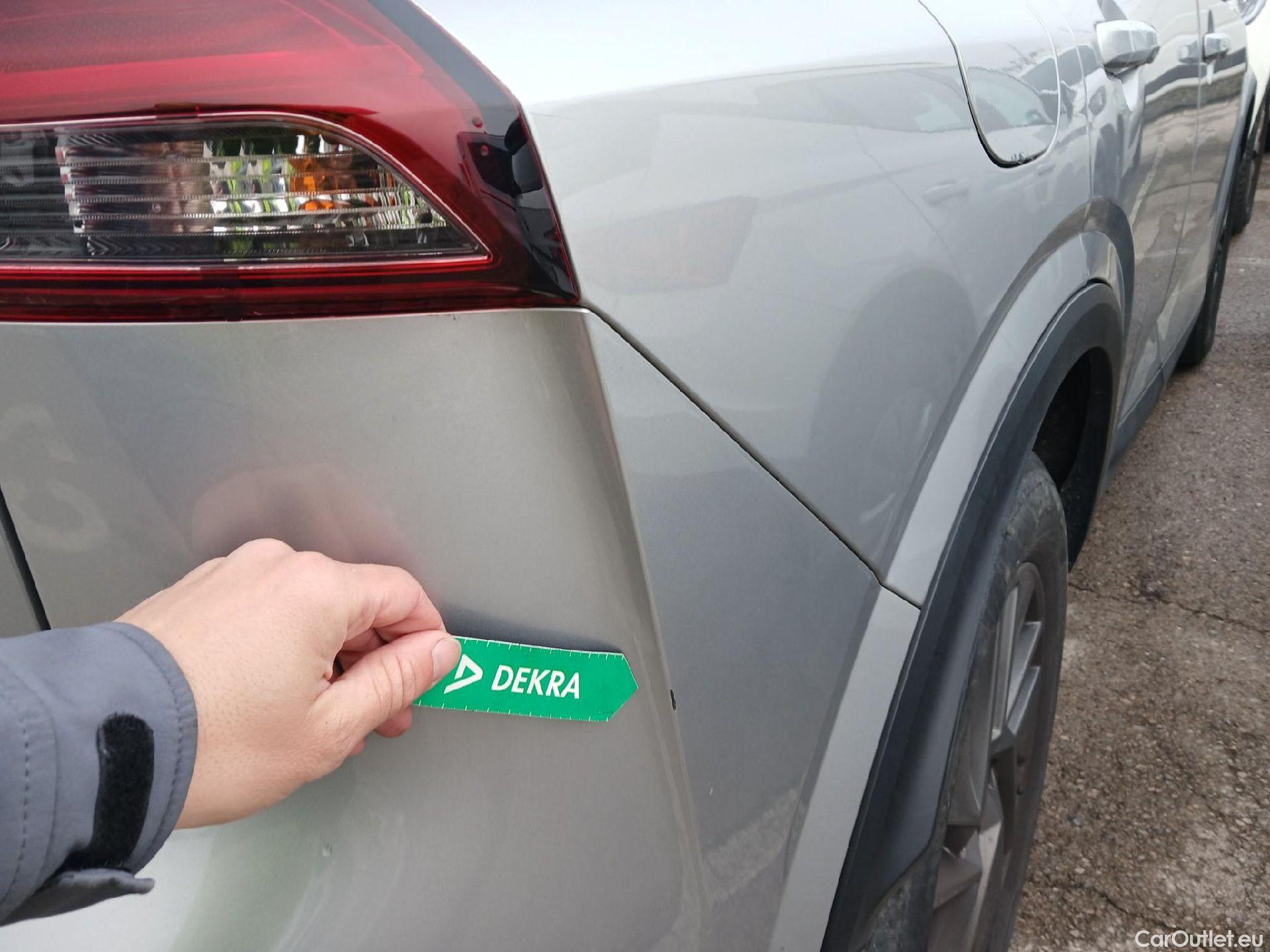  Nissan  Qashqai NISSAN  / 2021 / 5P / todoterreno DIG-T 116kW (158CV) mHEV Xtronic Acenta (AC8) #8