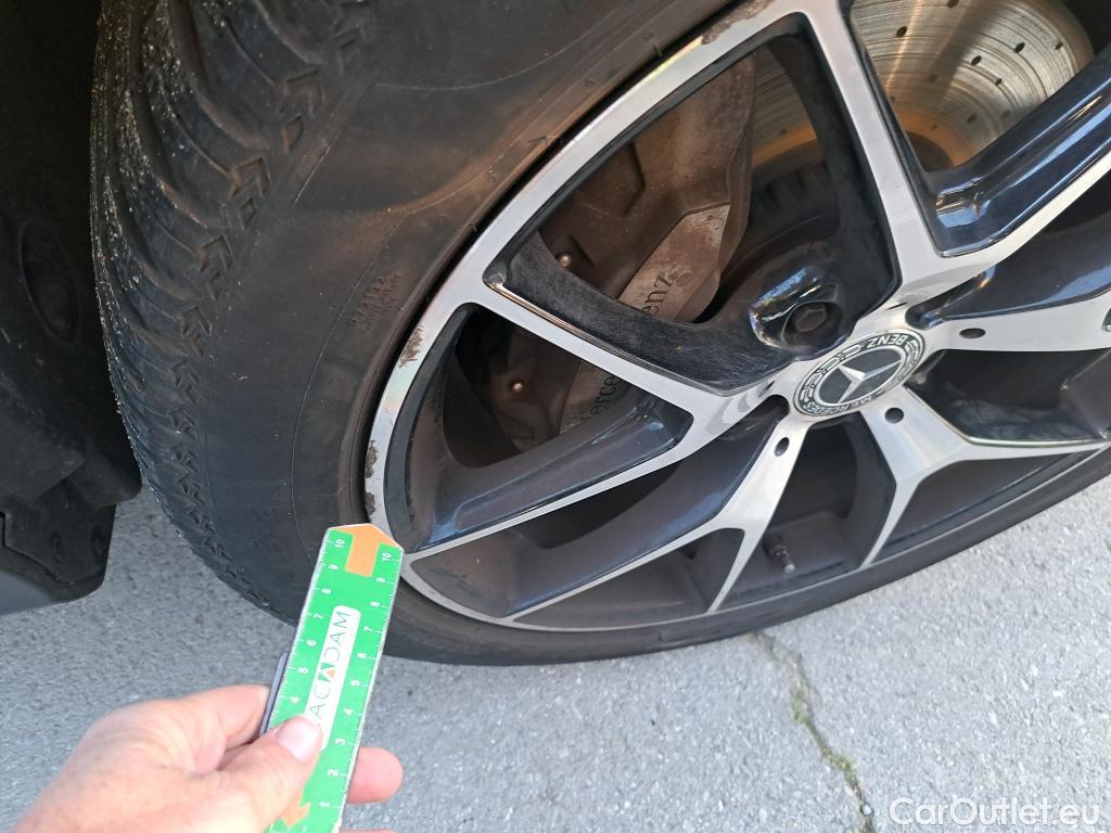  Mercedes  G-Klasee MERCEDES-BENZ GLC Coupé / 2019 / 5P / coupé GLC 300 d 4MATIC #4