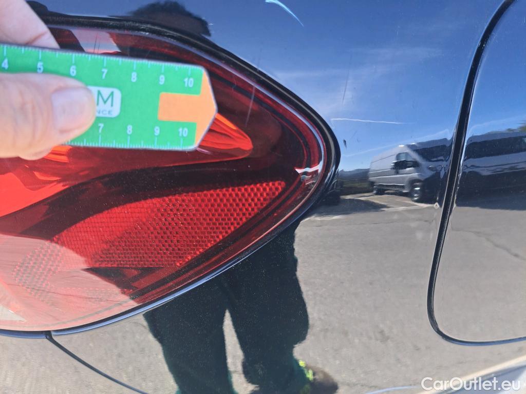  Mercedes  GLA MERCEDES-BENZ  / 2020 / 5P / todoterreno  250 e #40