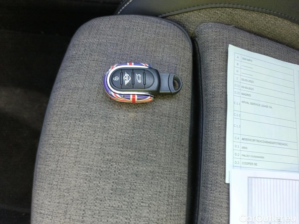  Mini  Mini   / 2021 / 3P / berlina con portón COOPER SE (AC4) #2