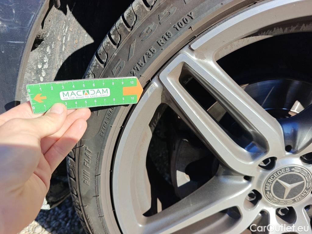  Mercedes  E-Klasse MERCEDES-BENZ Clase E / 2016 / 2P / coupé Coupé E 220 d #29