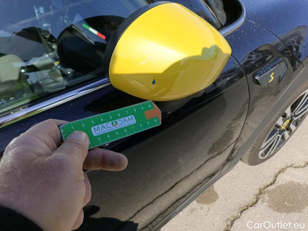  Mini  Mini   / 2021 / 3P / berlina con portón COOPER SE (AC4) #29