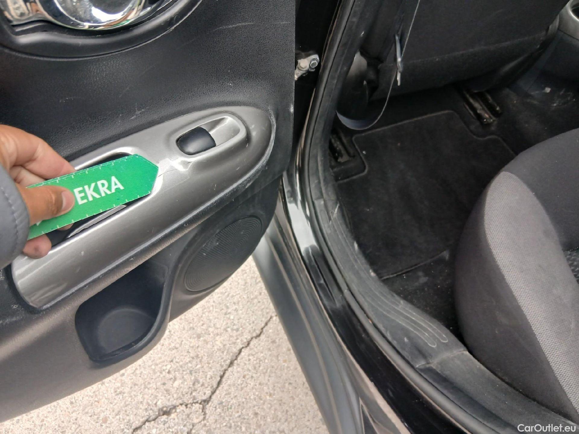  Nissan  Juke NISSAN  / 2014 / 5P / crossover G E6D-Temp 83 kW (112 CV) 5M/T ACENTA #10