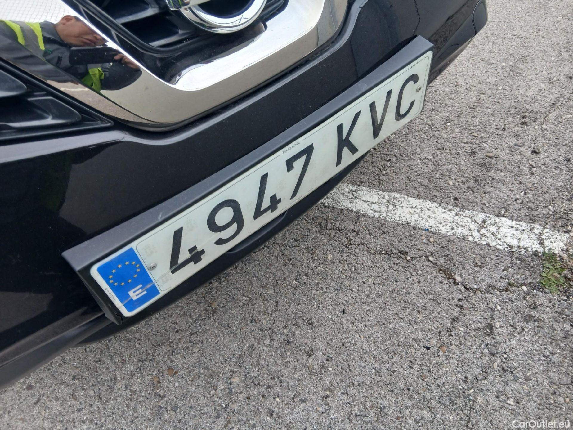  Nissan  Juke NISSAN  / 2014 / 5P / crossover G E6D-Temp 83 kW (112 CV) 5M/T ACENTA #20