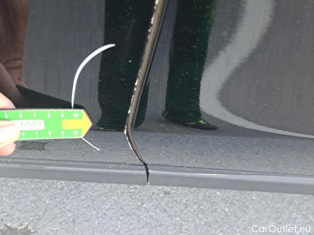  Mercedes  GLA MERCEDES-BENZ  / 2020 / 5P / todoterreno  250 e #11