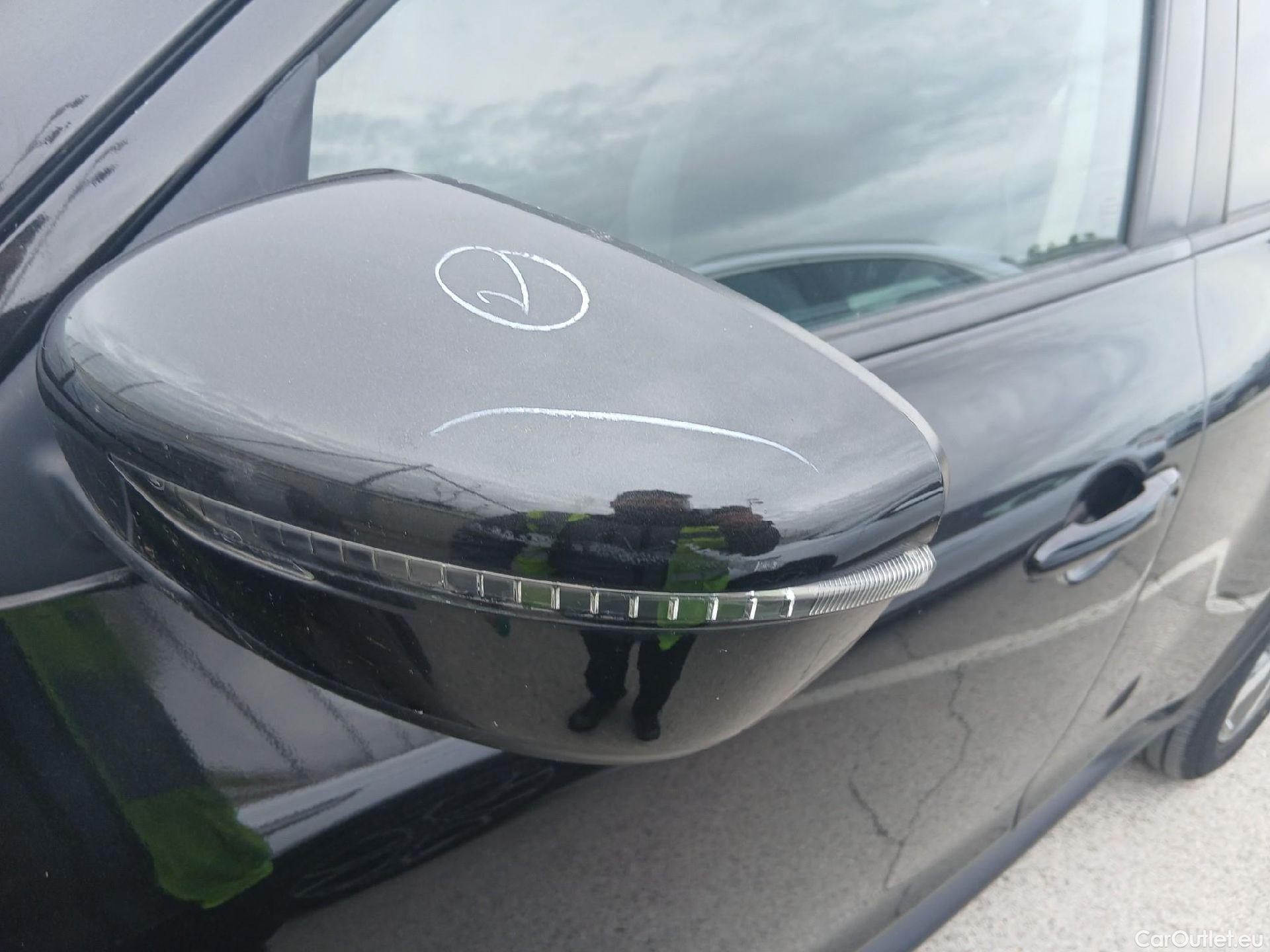  Nissan  Juke NISSAN  / 2014 / 5P / crossover G E6D-Temp 83 kW (112 CV) 5M/T ACENTA #27