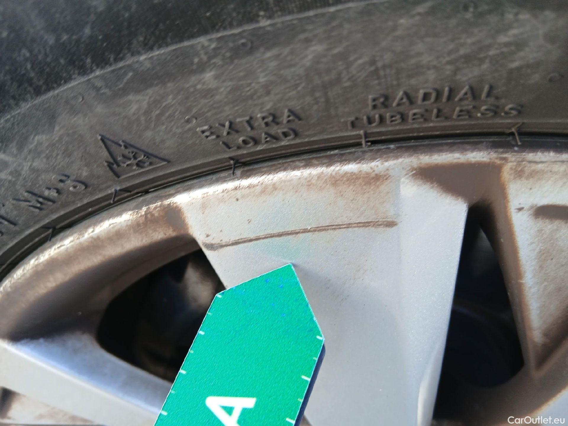  Peugeot  3008 PEUGEOT  / 2020 / 5P / todoterreno 1.5 BlueHDi 96kW (130CV) S&S Active Pack #7