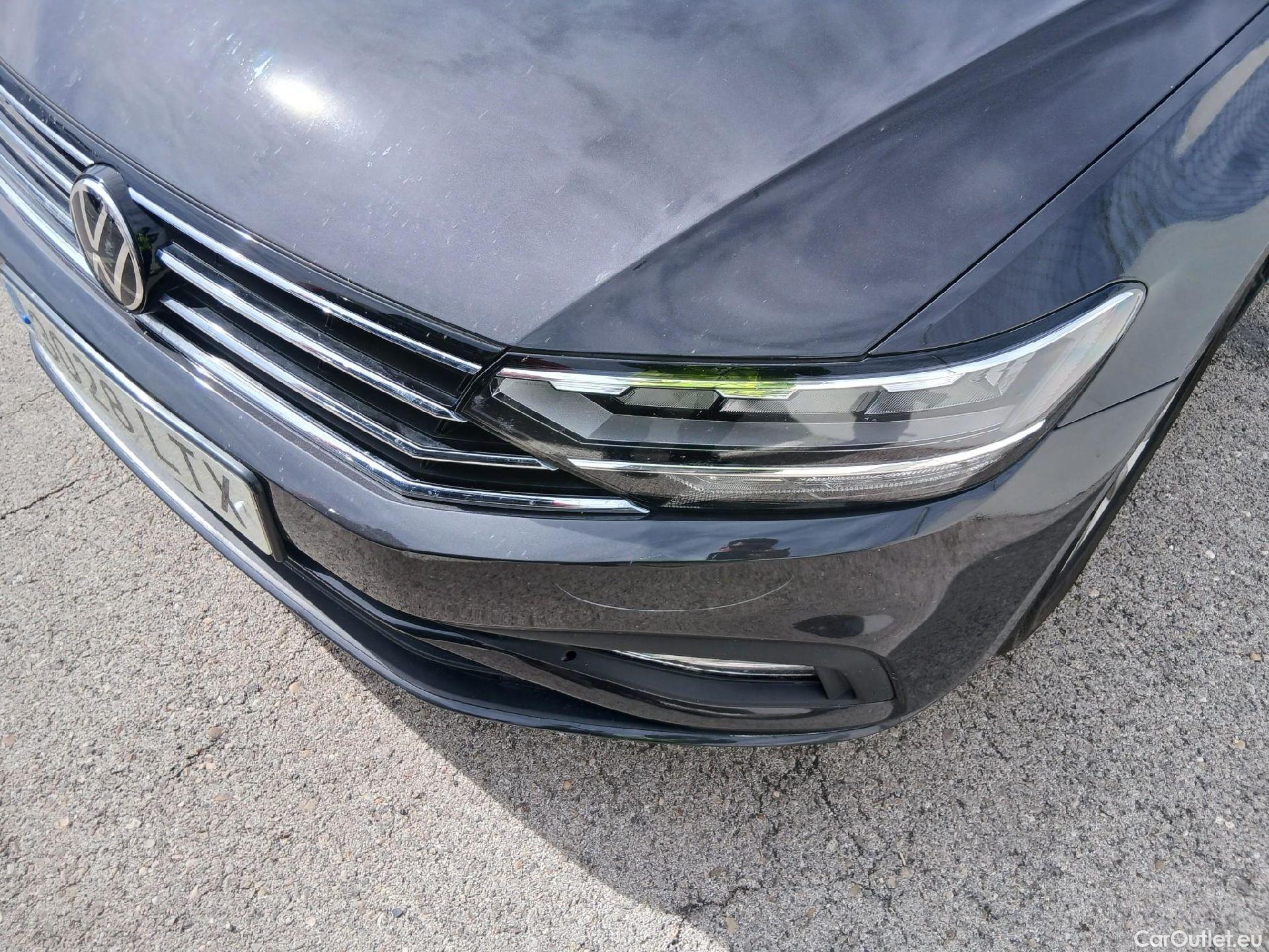  Volkswagen  Passat VOLKSWAGEN  / 2019 / 5P / familiar Variant 2.0 TDI 90kW (122CV) DSG #4