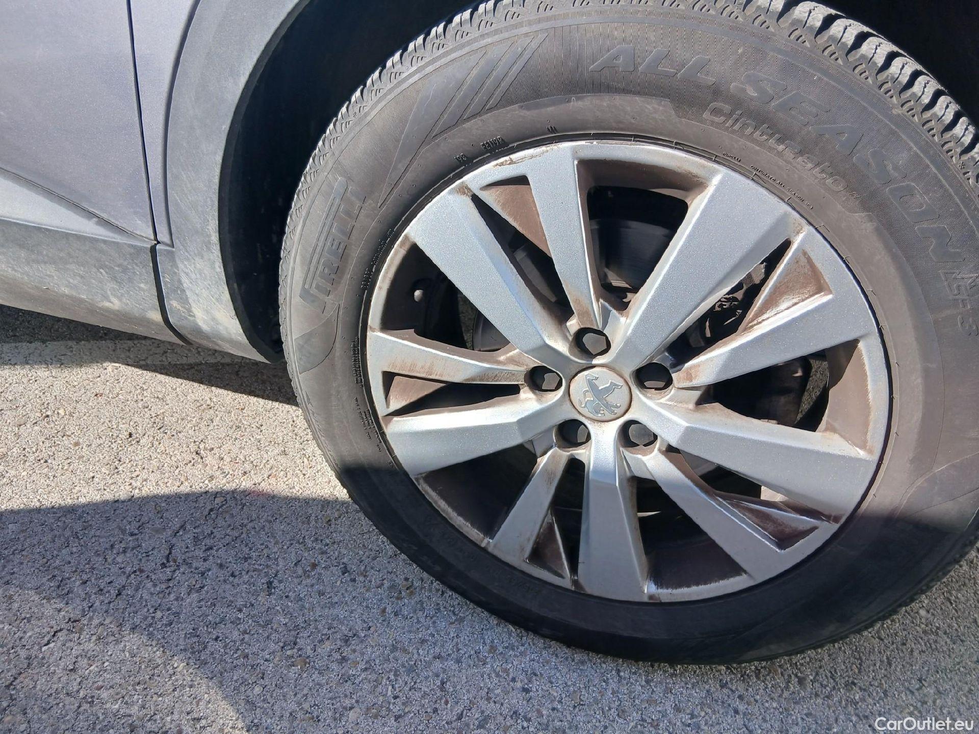  Peugeot  3008 PEUGEOT  / 2020 / 5P / todoterreno 1.5 BlueHDi 96kW (130CV) S&S Active Pack #34