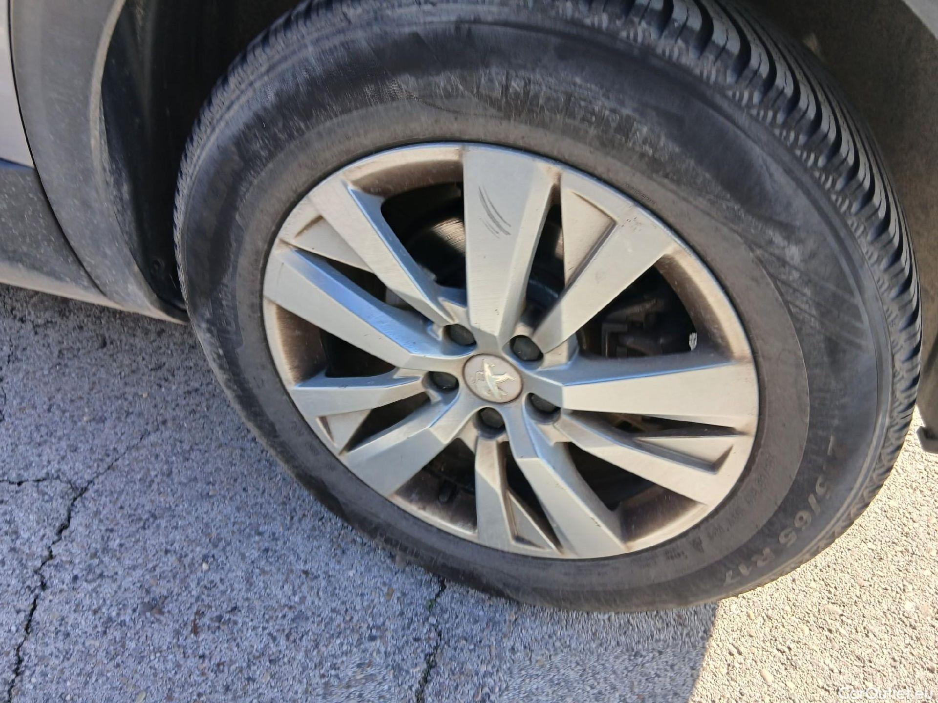  Peugeot  3008 PEUGEOT  / 2020 / 5P / todoterreno 1.5 BlueHDi 96kW (130CV) S&S Active Pack #15