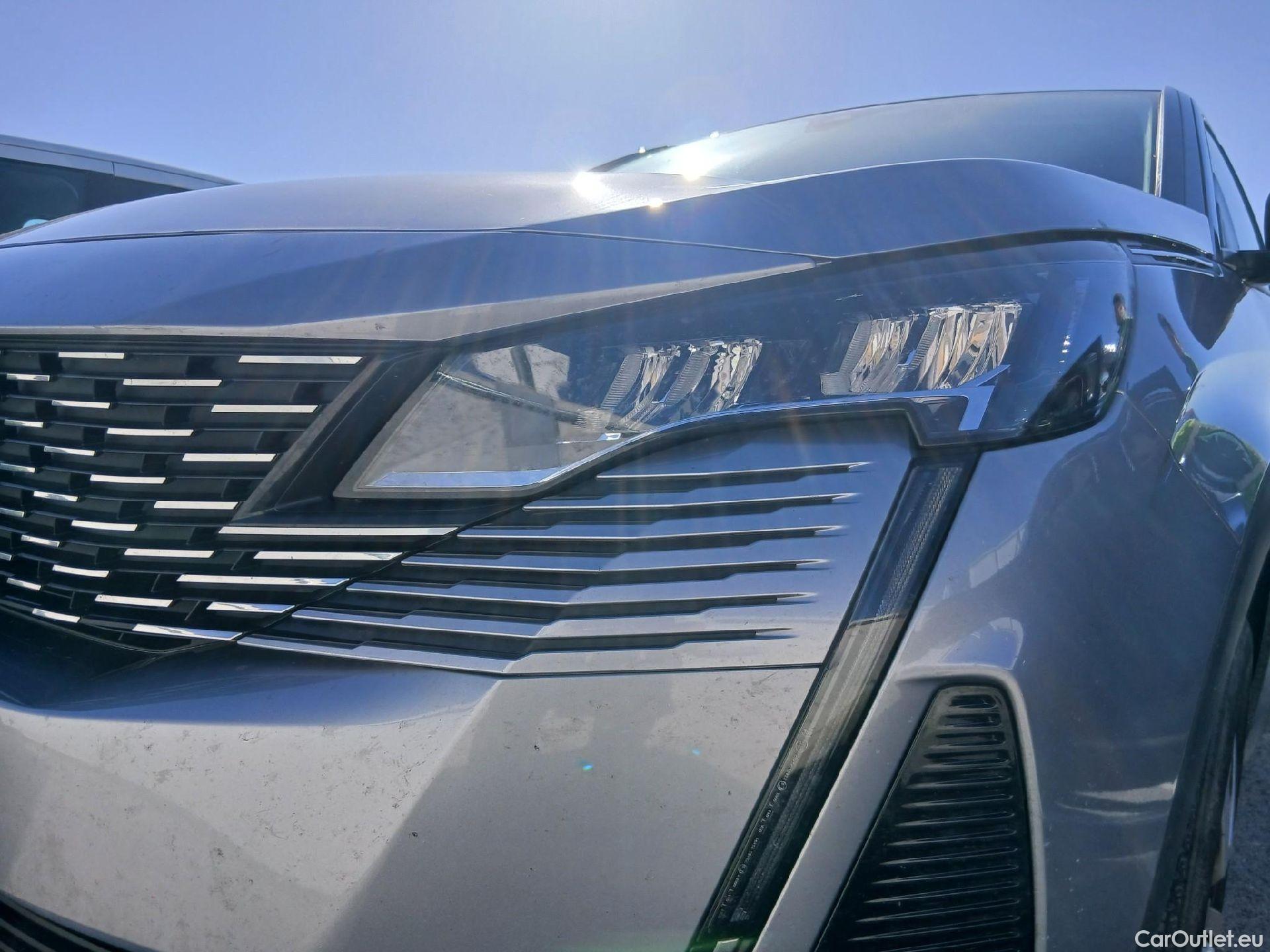  Peugeot  3008 PEUGEOT  / 2020 / 5P / todoterreno 1.5 BlueHDi 96kW (130CV) S&S Active Pack #9