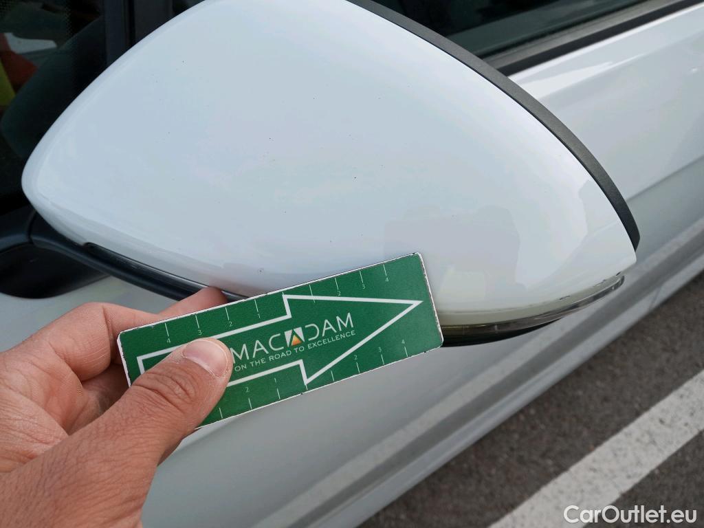  Volkswagen  Golf  VOLKSWAGEN / 2016 / 5P / berlina con portón e-ePower 110 kW (136CV) #21