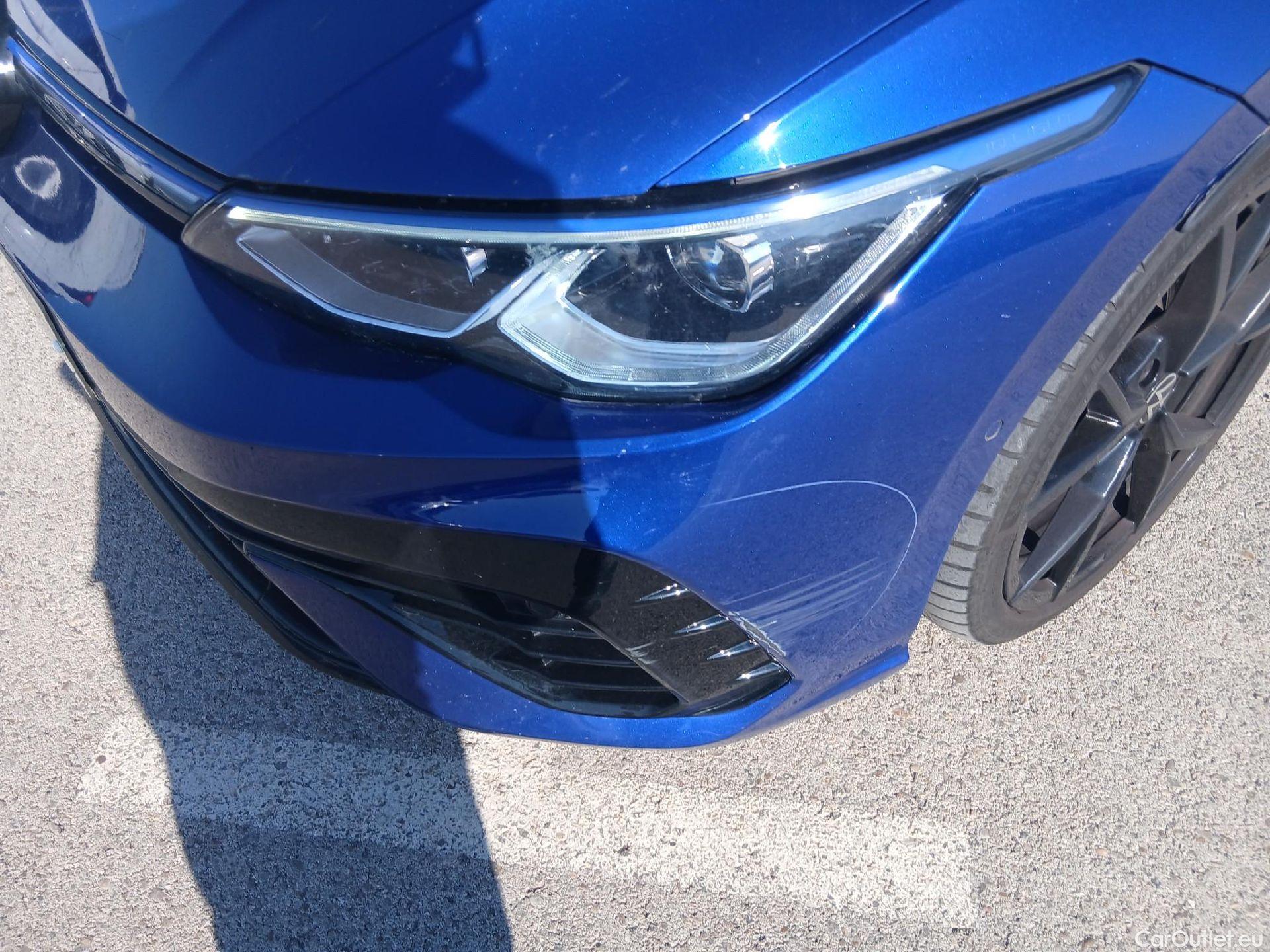  Volkswagen  Golf  VOLKSWAGEN / 2020 / 5P / berlina con portón R 2.0 TSI 235kW (320CV) 4Motion DSG #16