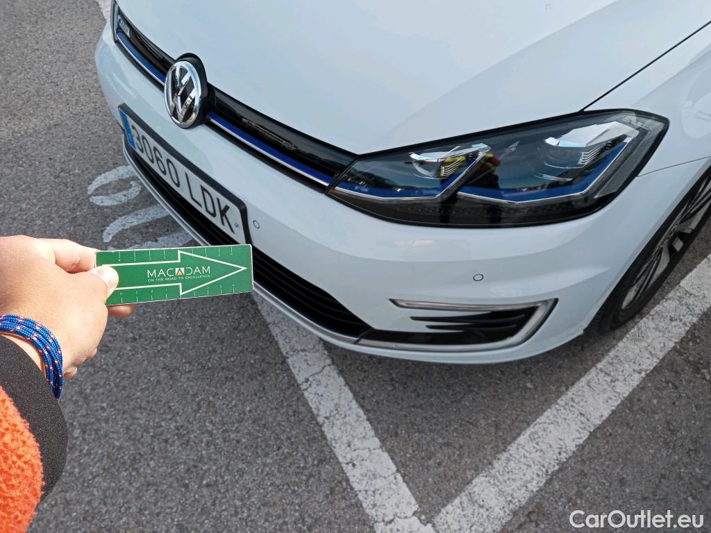  Volkswagen  Golf  VOLKSWAGEN / 2016 / 5P / berlina con portón e-ePower 110 kW (136CV) #10