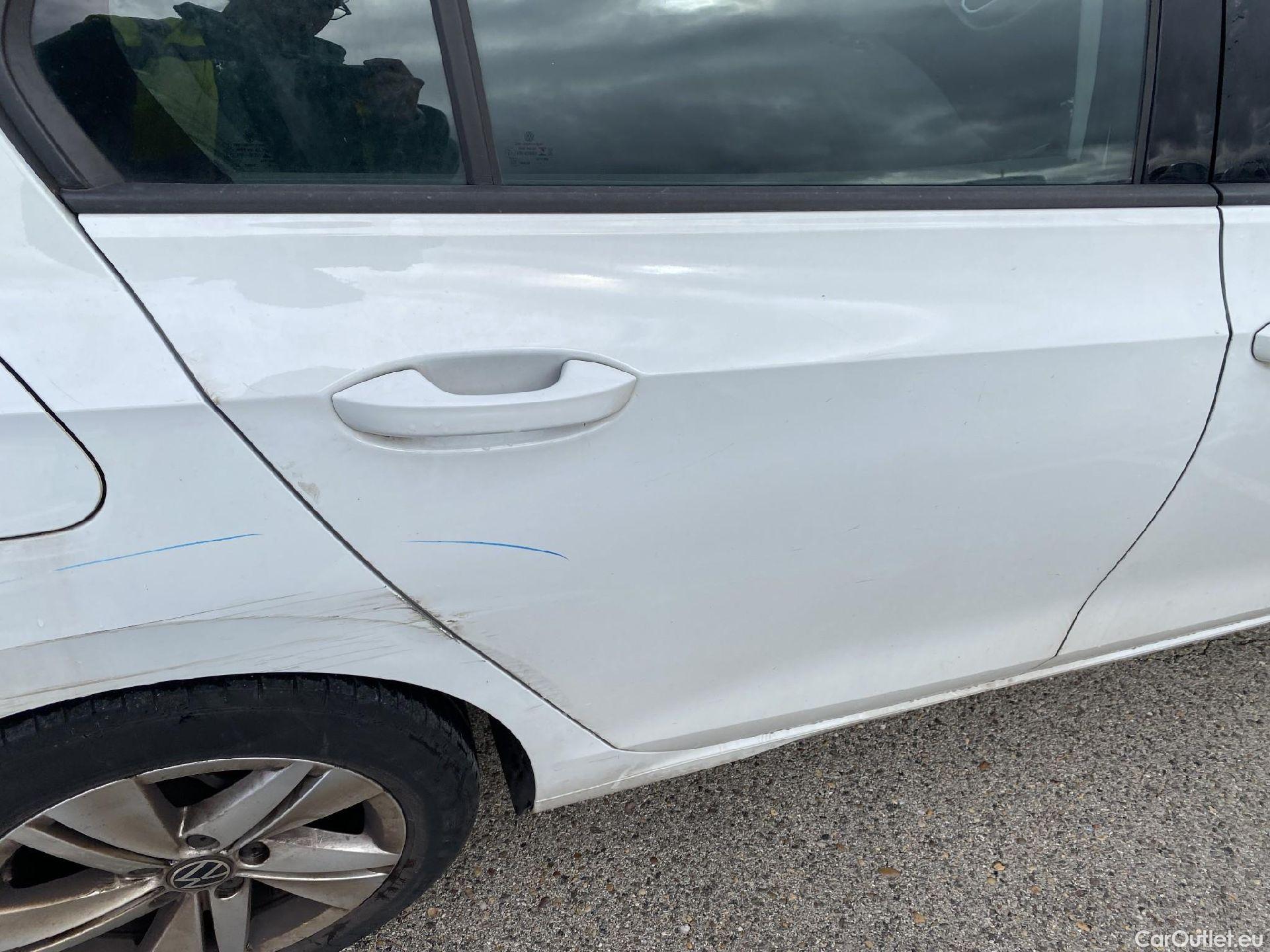  Volkswagen  Golf  VOLKSWAGEN / 2020 / 5P / berlina con portón 2.0 TDI 85kW (115CV) #21