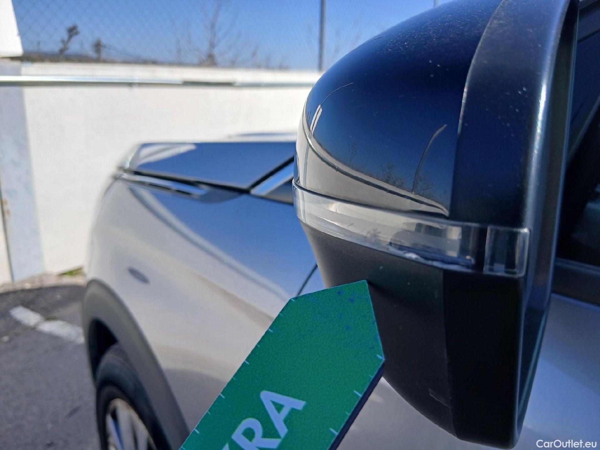  Peugeot  3008 PEUGEOT  / 2020 / 5P / todoterreno 1.5 BlueHDi 96kW (130CV) S&S Active Pack #35