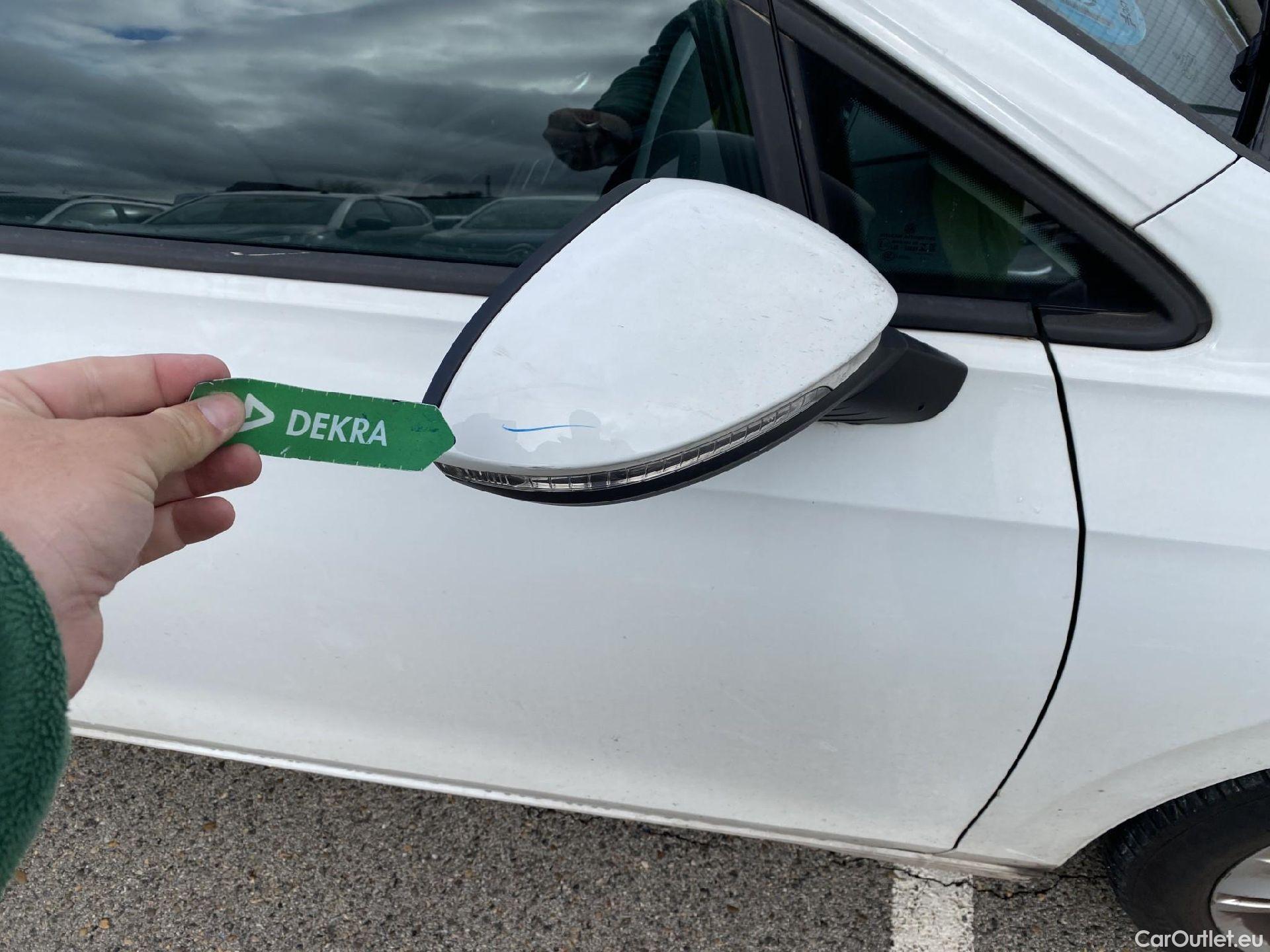  Volkswagen  Golf  VOLKSWAGEN / 2020 / 5P / berlina con portón 2.0 TDI 85kW (115CV) #24