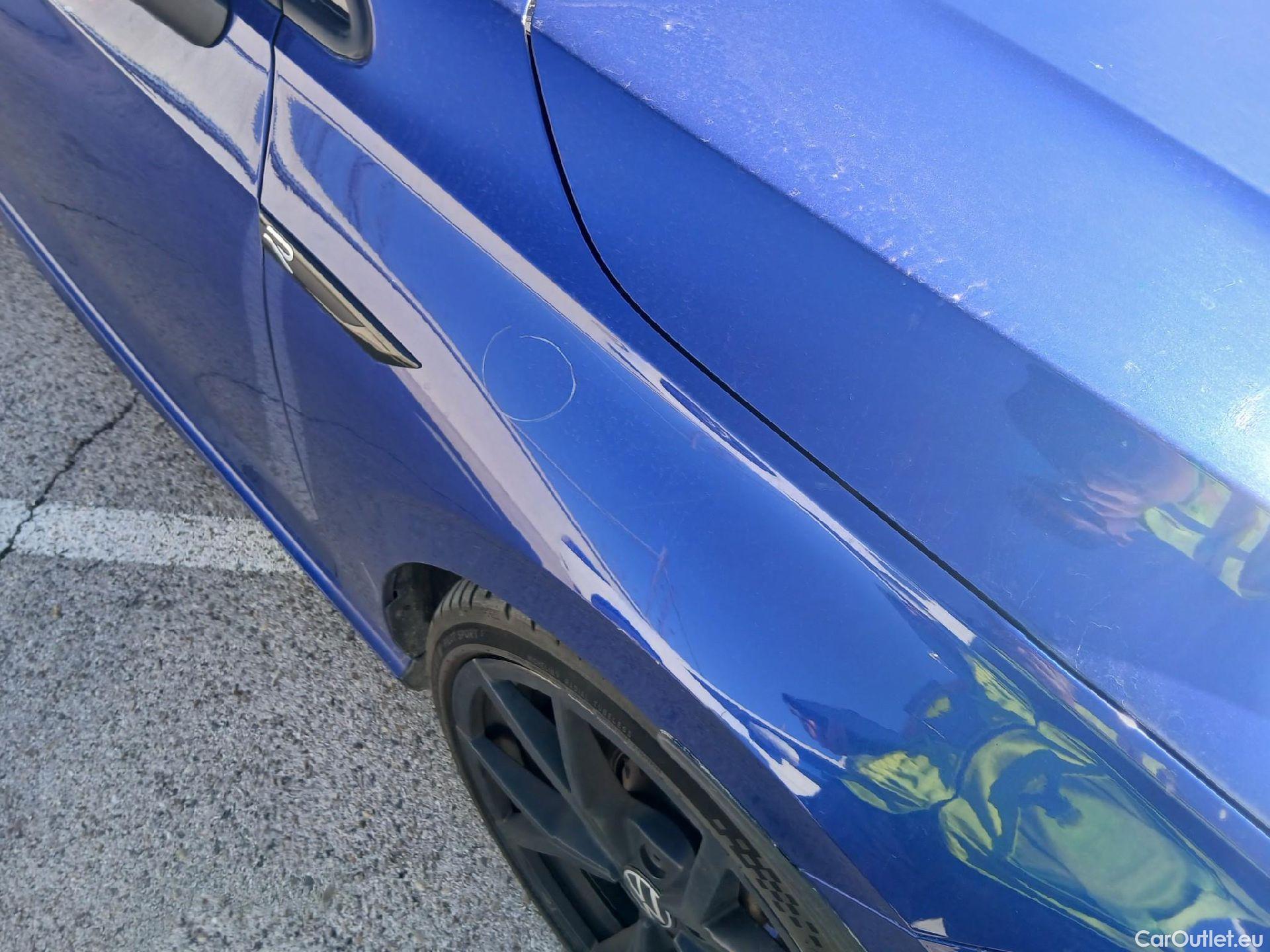  Volkswagen  Golf  VOLKSWAGEN / 2020 / 5P / berlina con portón R 2.0 TSI 235kW (320CV) 4Motion DSG #29