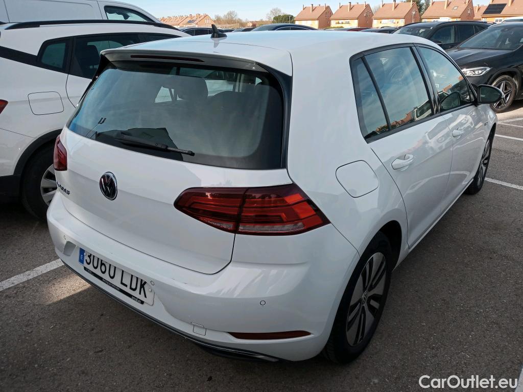  Volkswagen  Golf  VOLKSWAGEN / 2016 / 5P / berlina con portón e-ePower 110 kW (136CV) #11