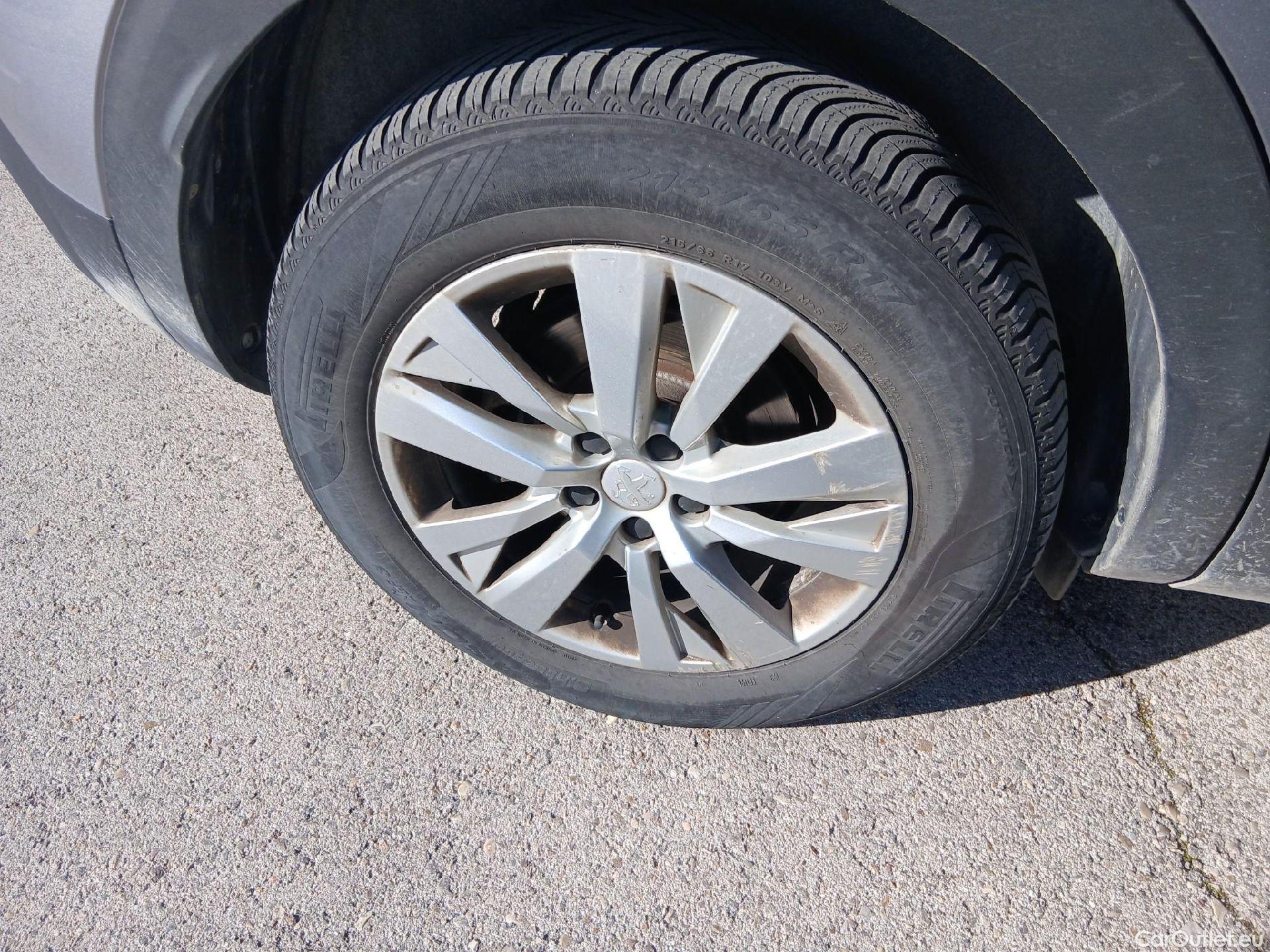  Peugeot  3008 PEUGEOT  / 2020 / 5P / todoterreno 1.5 BlueHDi 96kW (130CV) S&S Active Pack #33