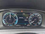  Volkswagen  Golf  VOLKSWAGEN / 2016 / 5P / berlina con portón e-ePower 110 kW (136CV) #4