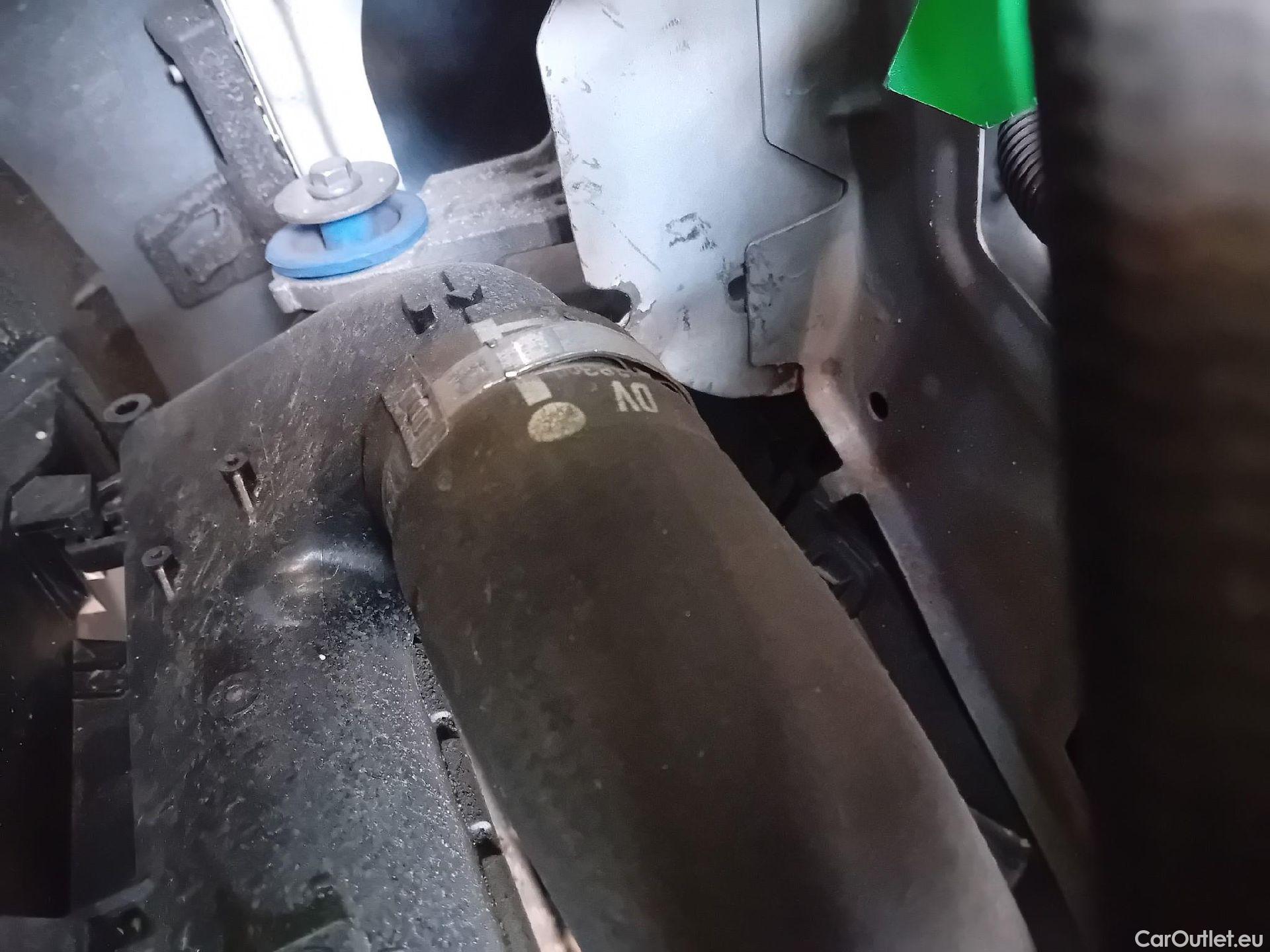  Fiat  Scudo FIAT  / 2021 / 4P / furgón Furgón L2 120cv MT6 Business #23