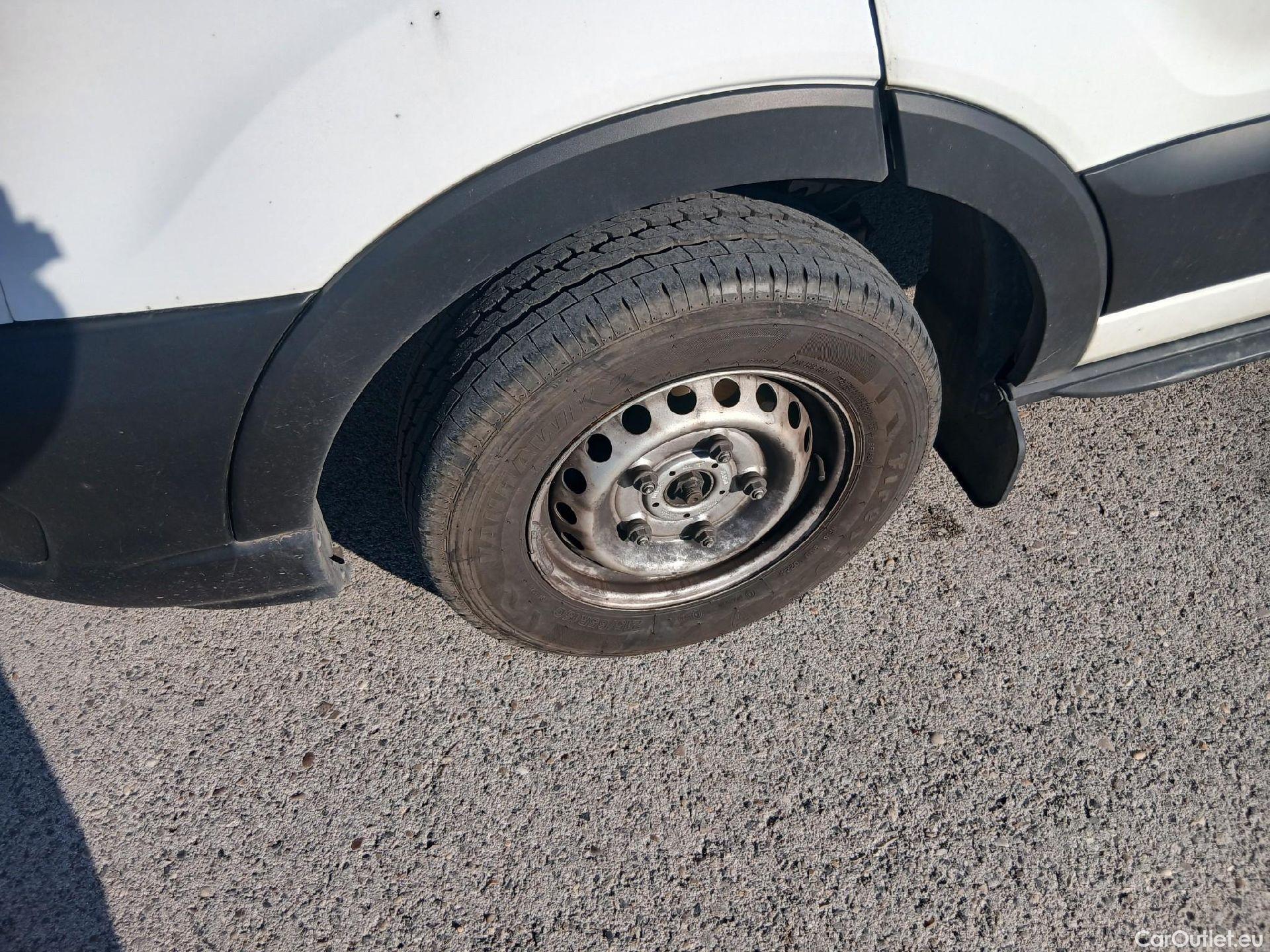  Ford  Transit FORD  / 2013 / 4P / furgón 310 96kW L2H2 Van Trend FWD #5