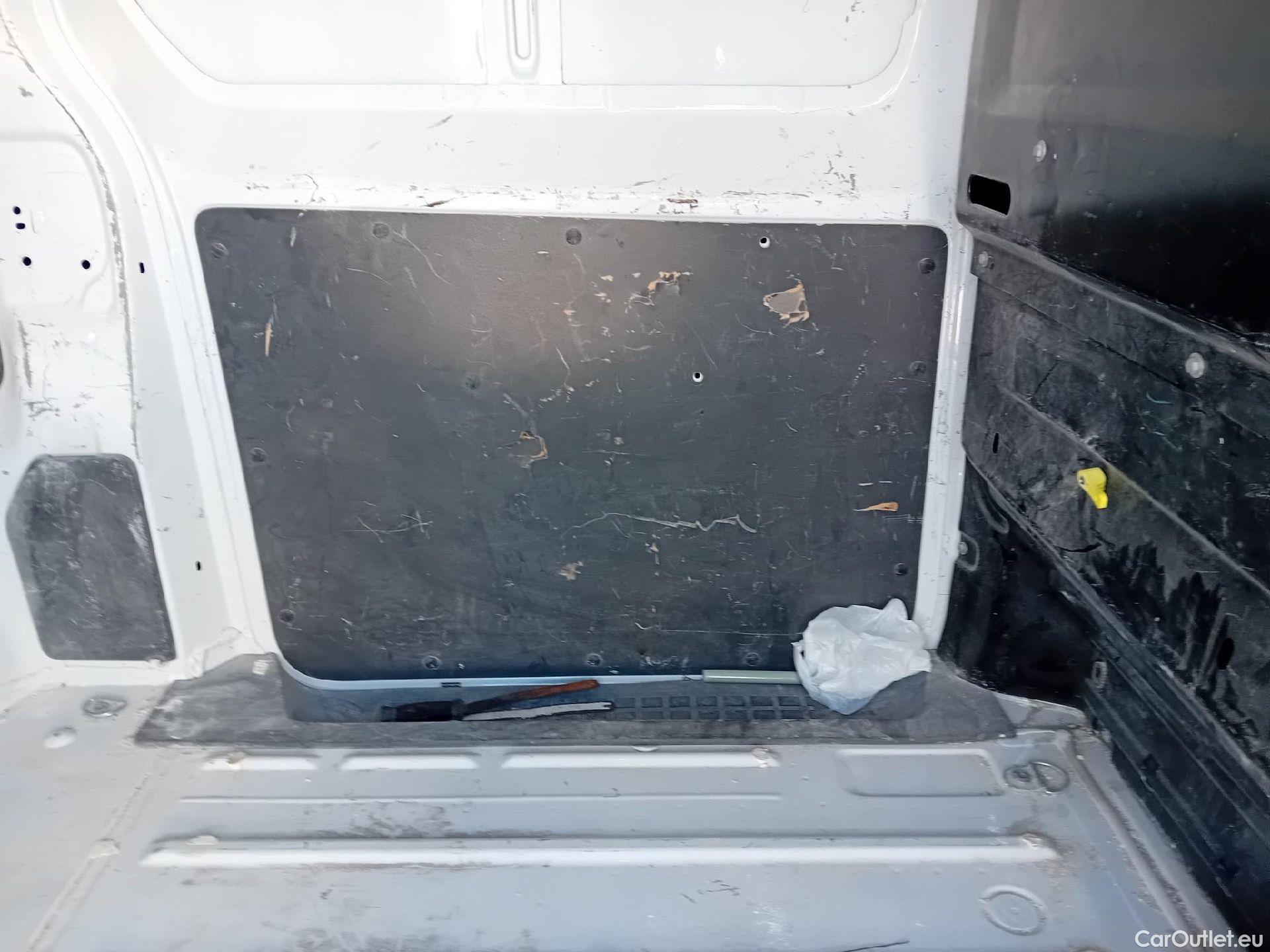  Fiat  Scudo FIAT  / 2021 / 4P / furgón Furgón L2 120cv MT6 Business #12