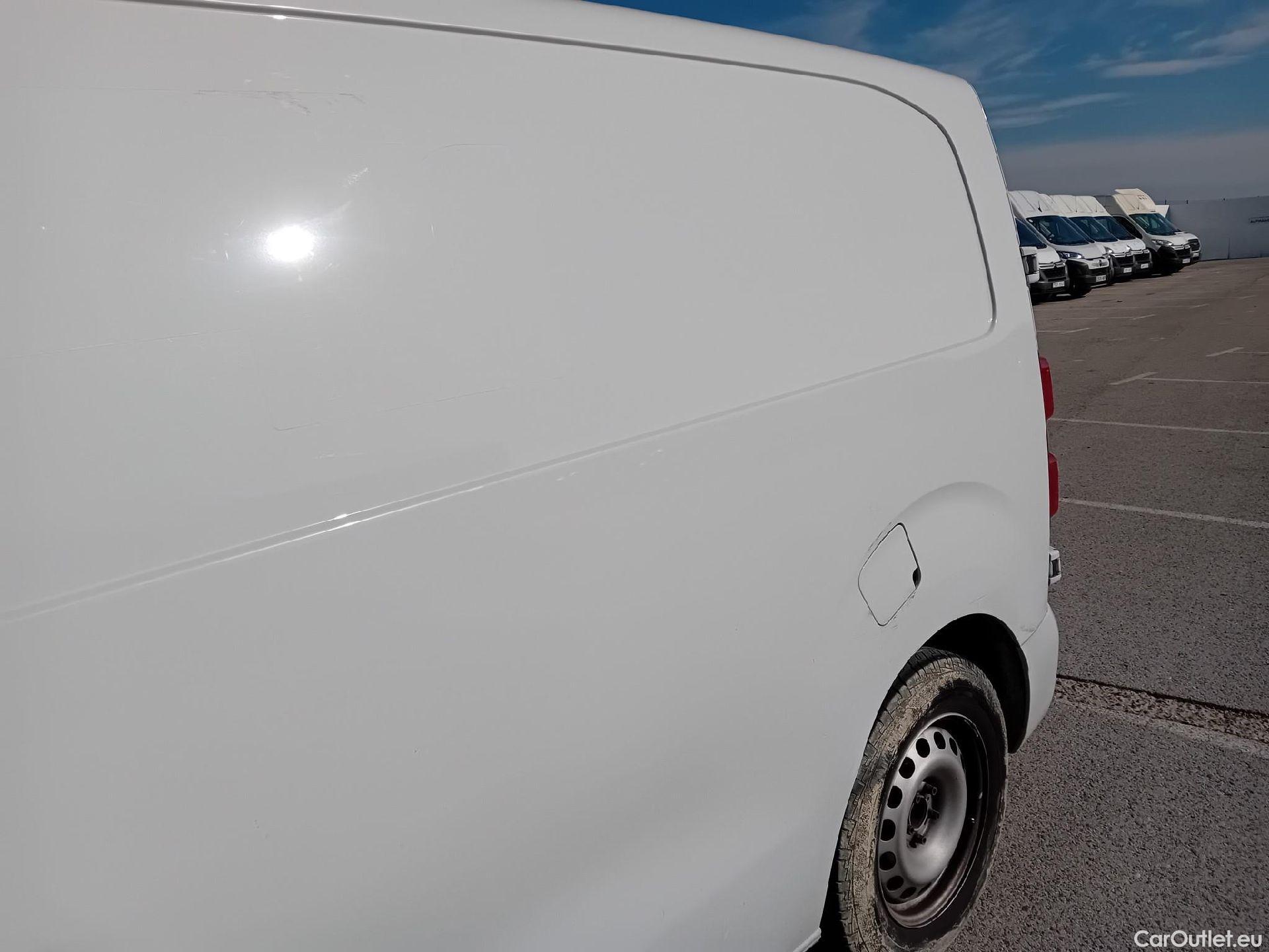  Fiat  Scudo FIAT  / 2021 / 4P / furgón Furgón L2 120cv MT6 Business #30