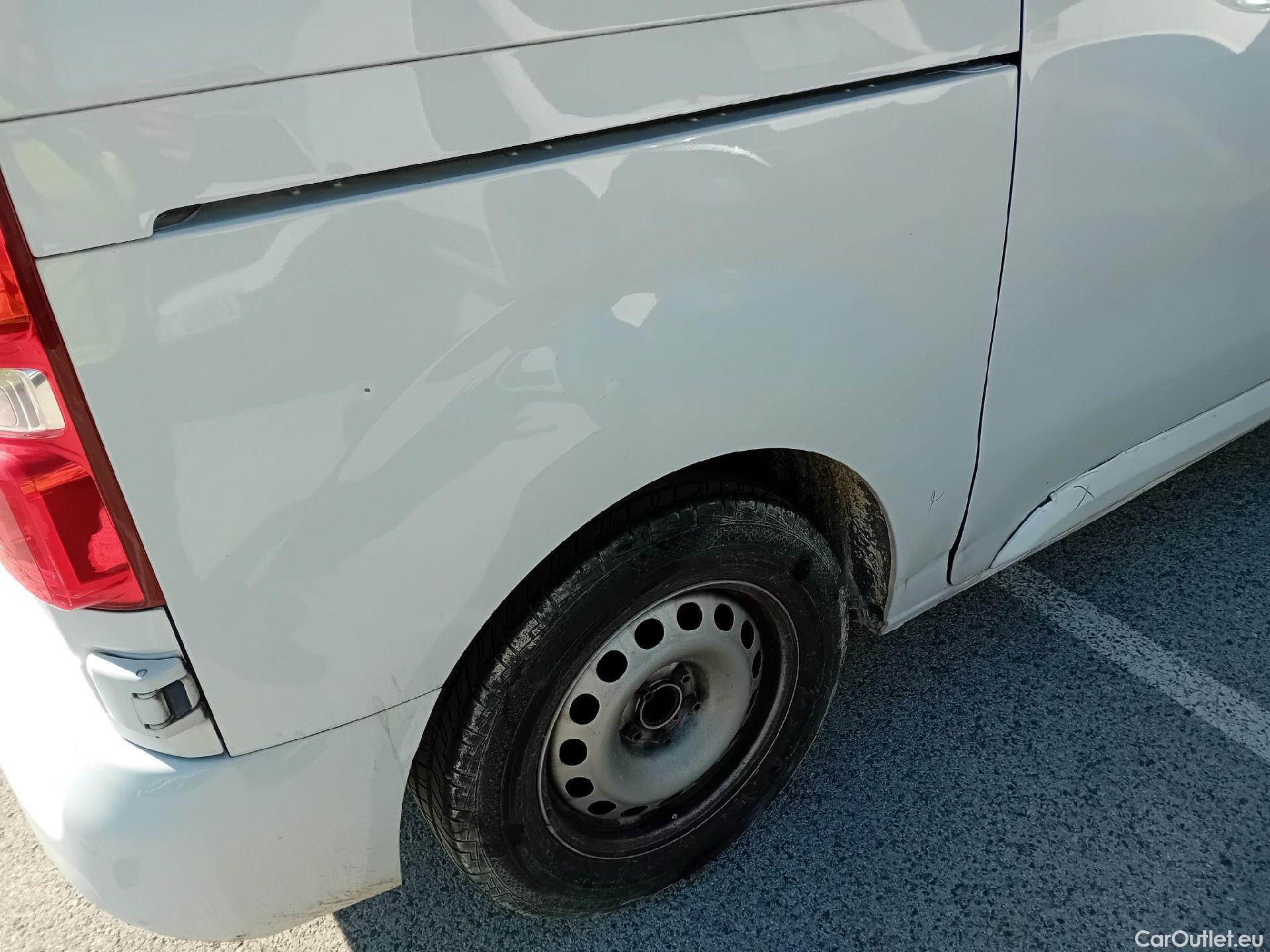  Fiat  Scudo FIAT  / 2021 / 4P / furgón Furgón L2 120cv MT6 Business #35