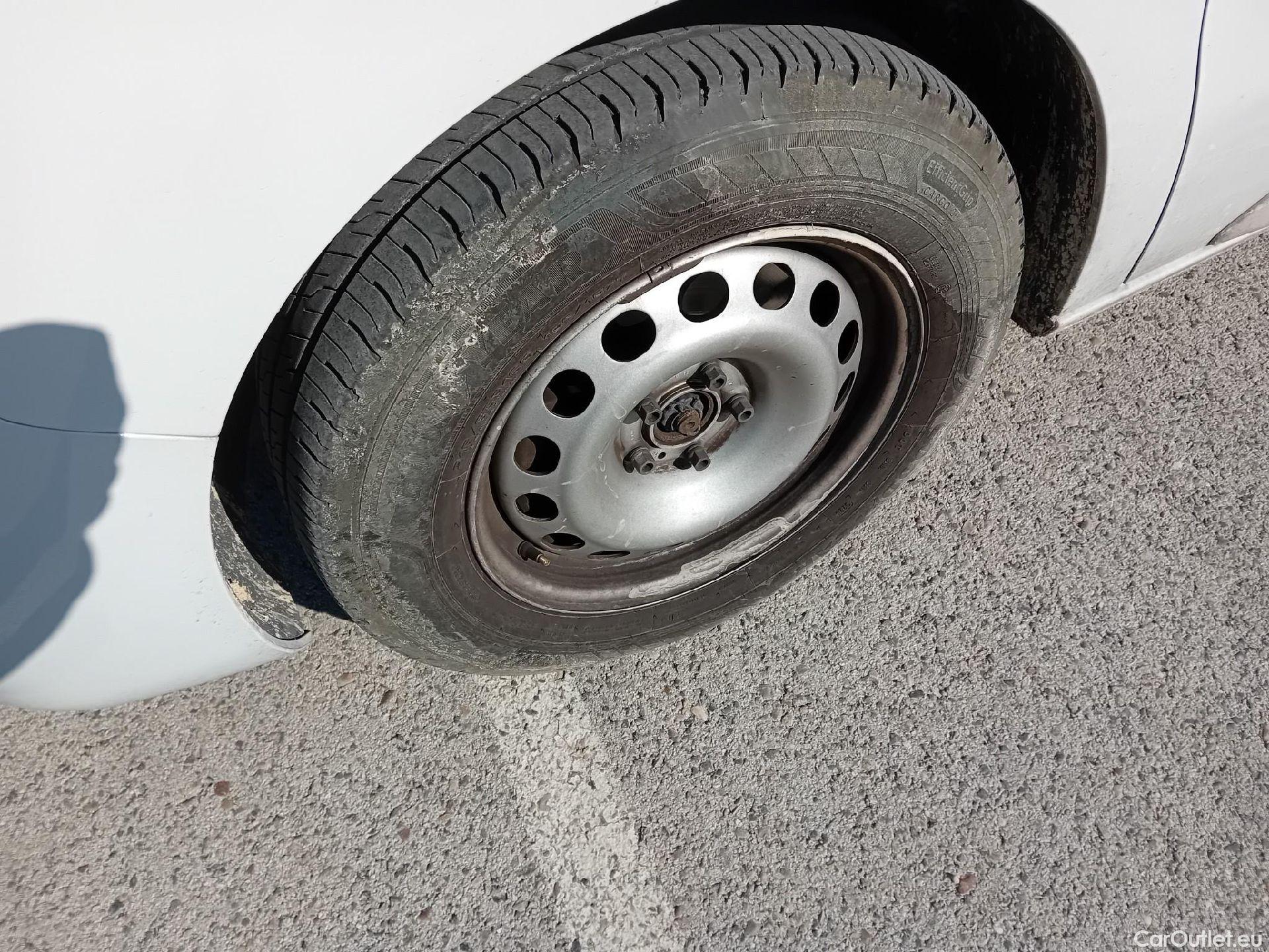  Fiat  Scudo FIAT  / 2021 / 4P / furgón Furgón L2 120cv MT6 Business #15