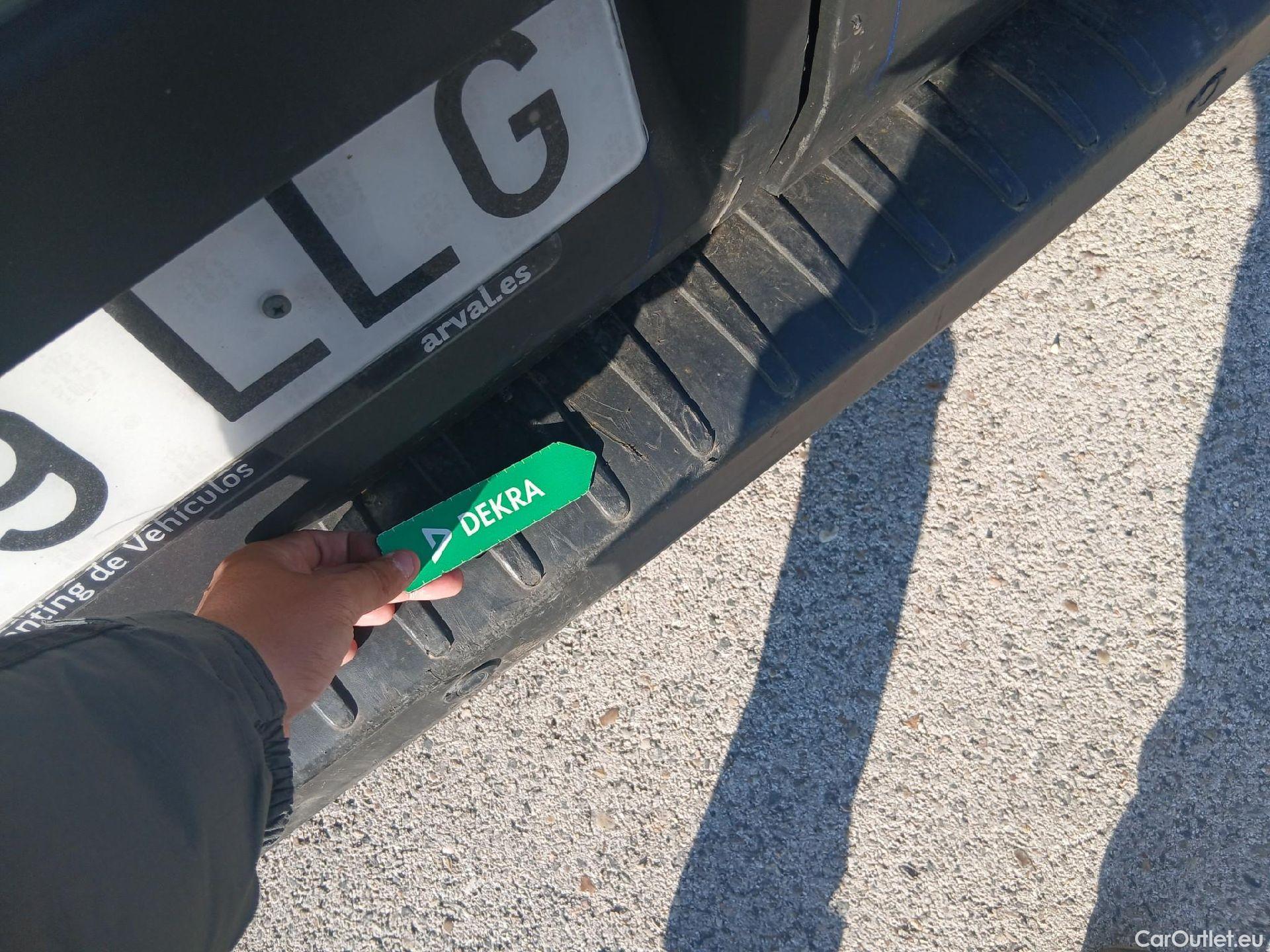  Ford  Transit FORD  / 2013 / 4P / furgón 310 96kW L2H2 Van Trend FWD #19