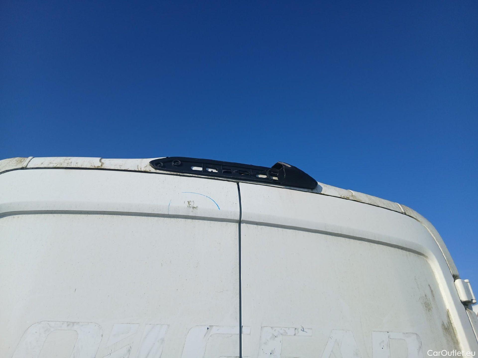  Ford  Transit FORD  / 2013 / 4P / furgón 310 96kW L2H2 Van Trend FWD #20