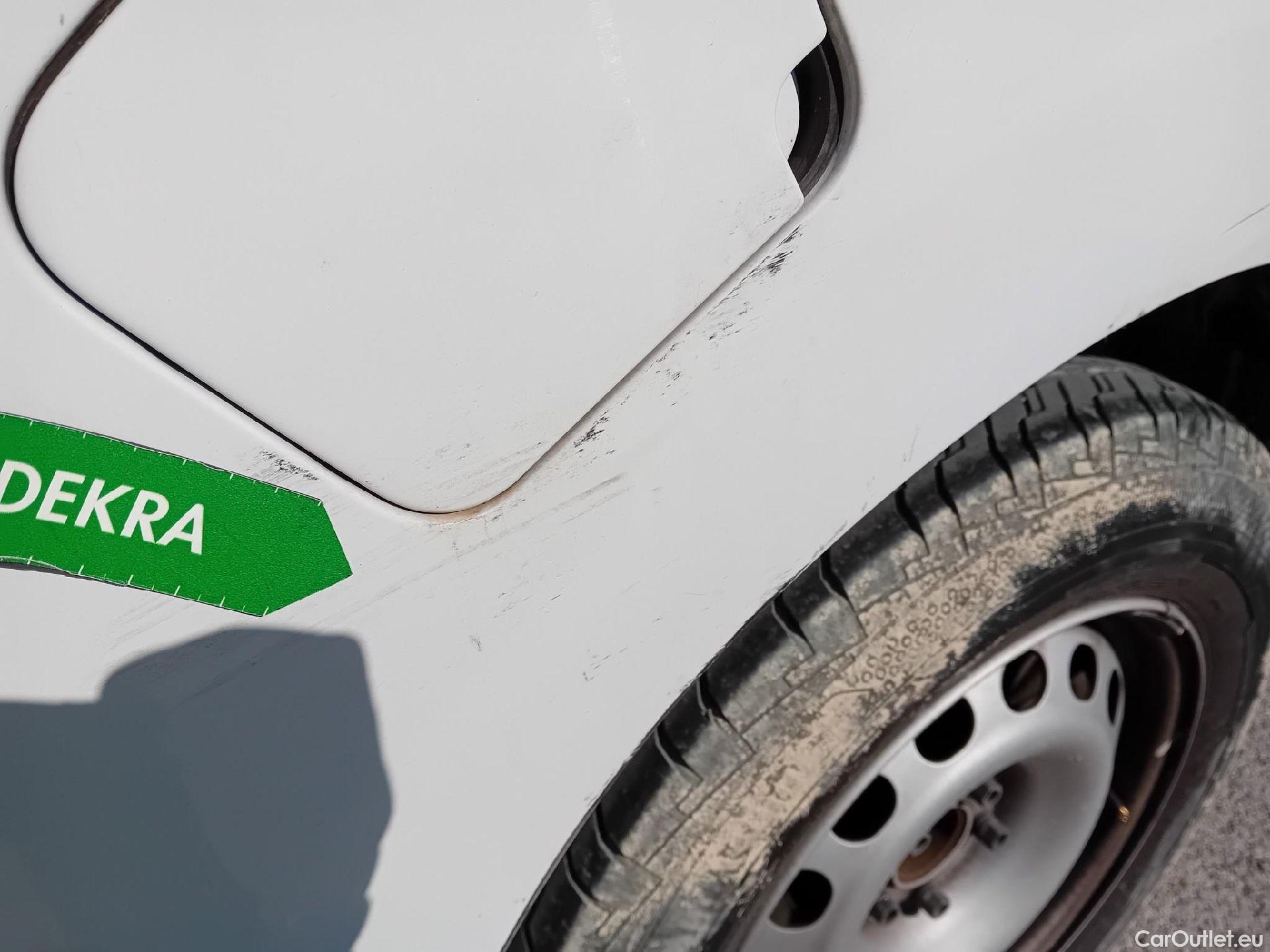  Fiat  Scudo FIAT  / 2021 / 4P / furgón Furgón L2 120cv MT6 Business #29