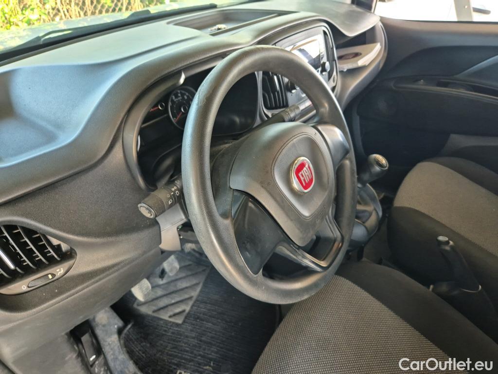  Fiat  Doblo FIAT Doblò Cargo/2015/3P/furgón derivado de turismo Cargo Base Plus 1.3 Mjet 70kW (95CV) #8