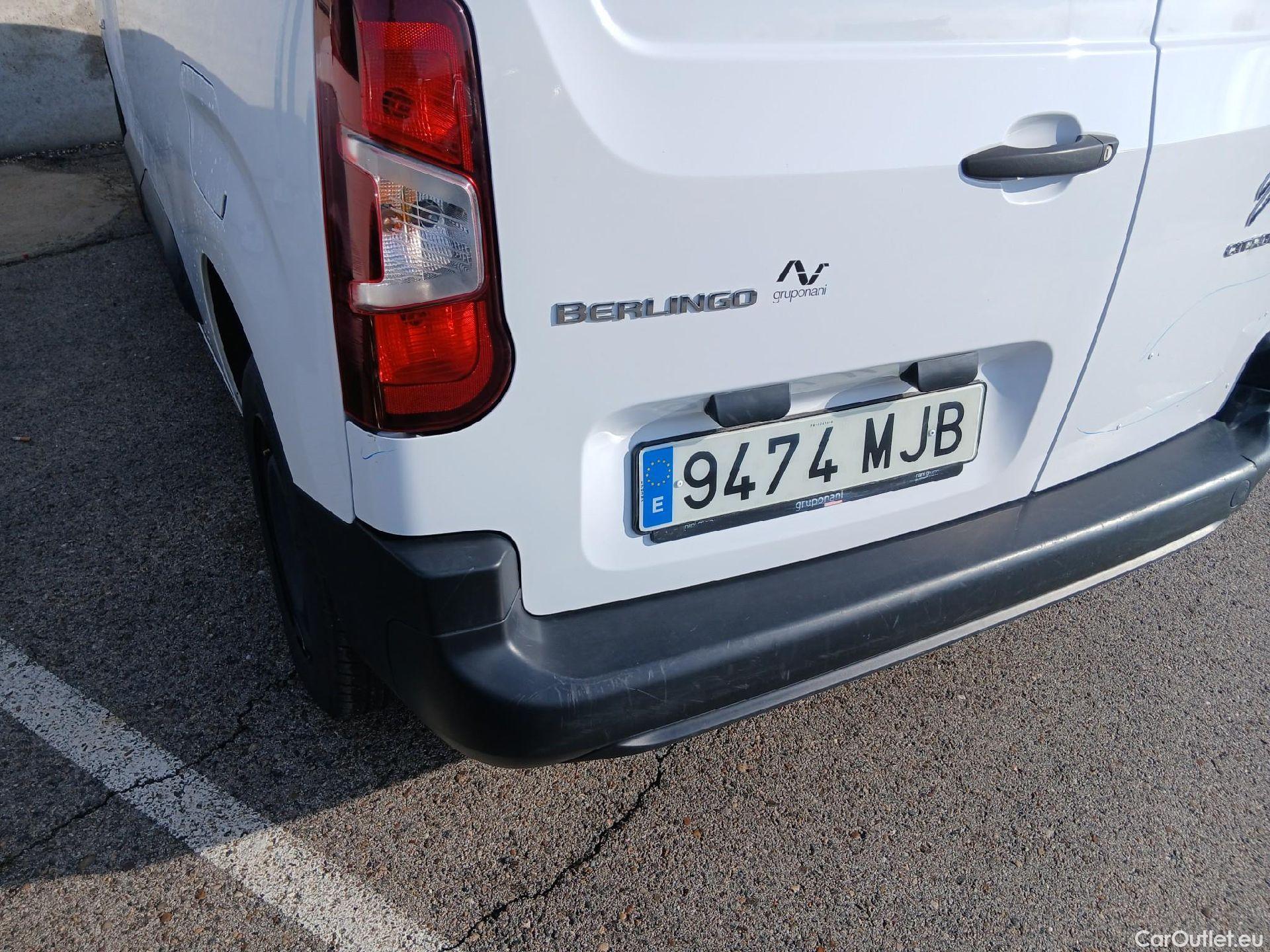  Citroen  Berlingo CITROEN  / 2018 / 4P / furgón derivado de turismo Talla M BlueHDi 100 #22