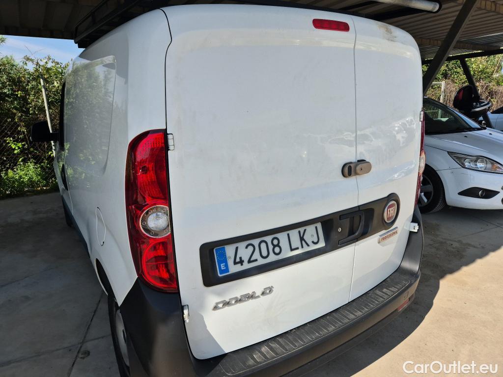  Fiat  Doblo FIAT Doblò Cargo/2015/3P/furgón derivado de turismo Cargo Base Plus 1.3 Mjet 70kW (95CV) #10