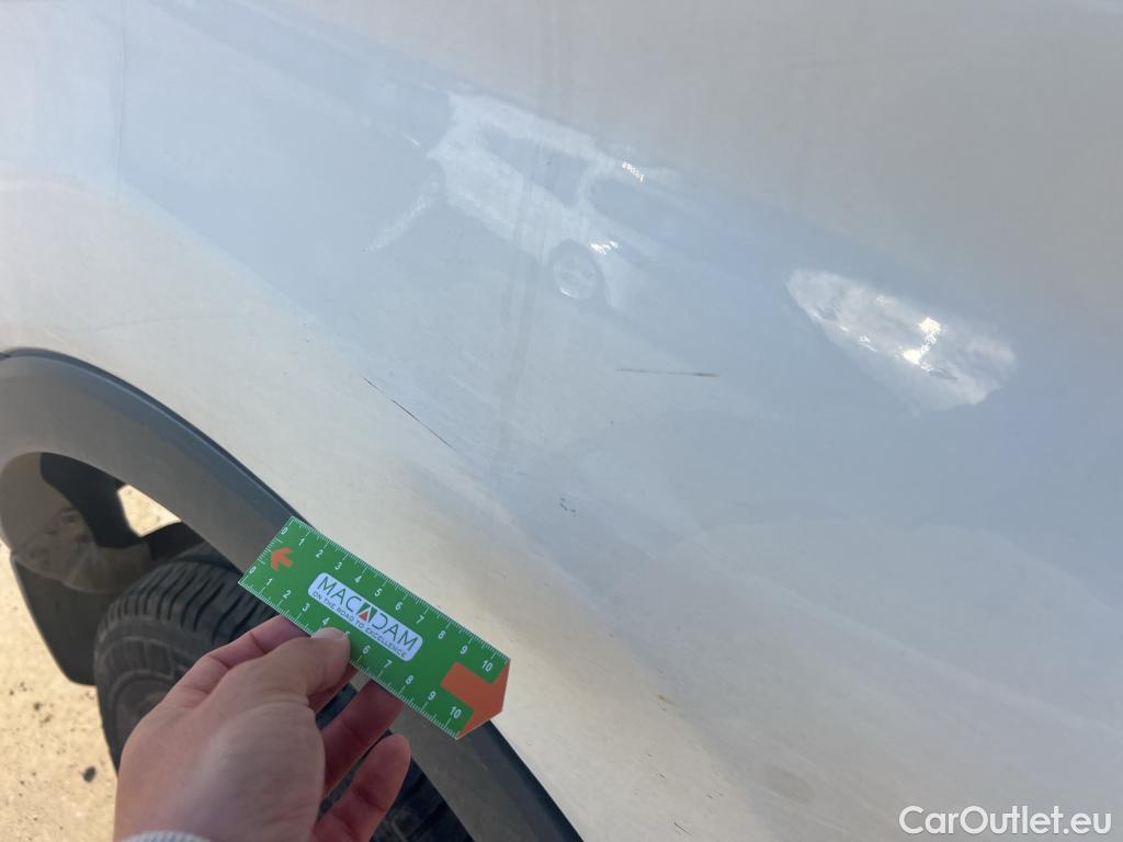  Ford  Transit FORD  / 2013 / 4P / furgón 350 96kW L3H2 Van Trend Delantera #15