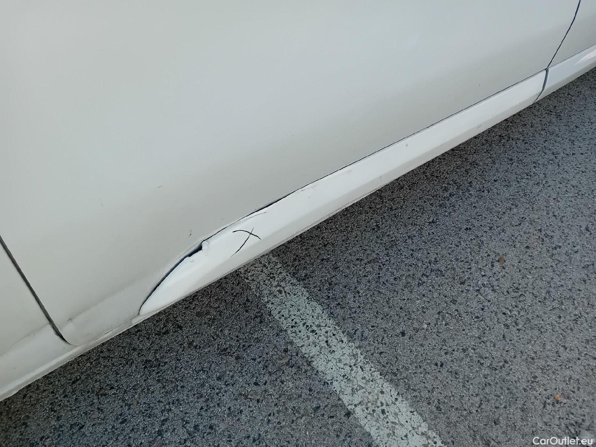  Fiat  Scudo FIAT  / 2021 / 4P / furgón Furgón L2 120cv MT6 Business #40