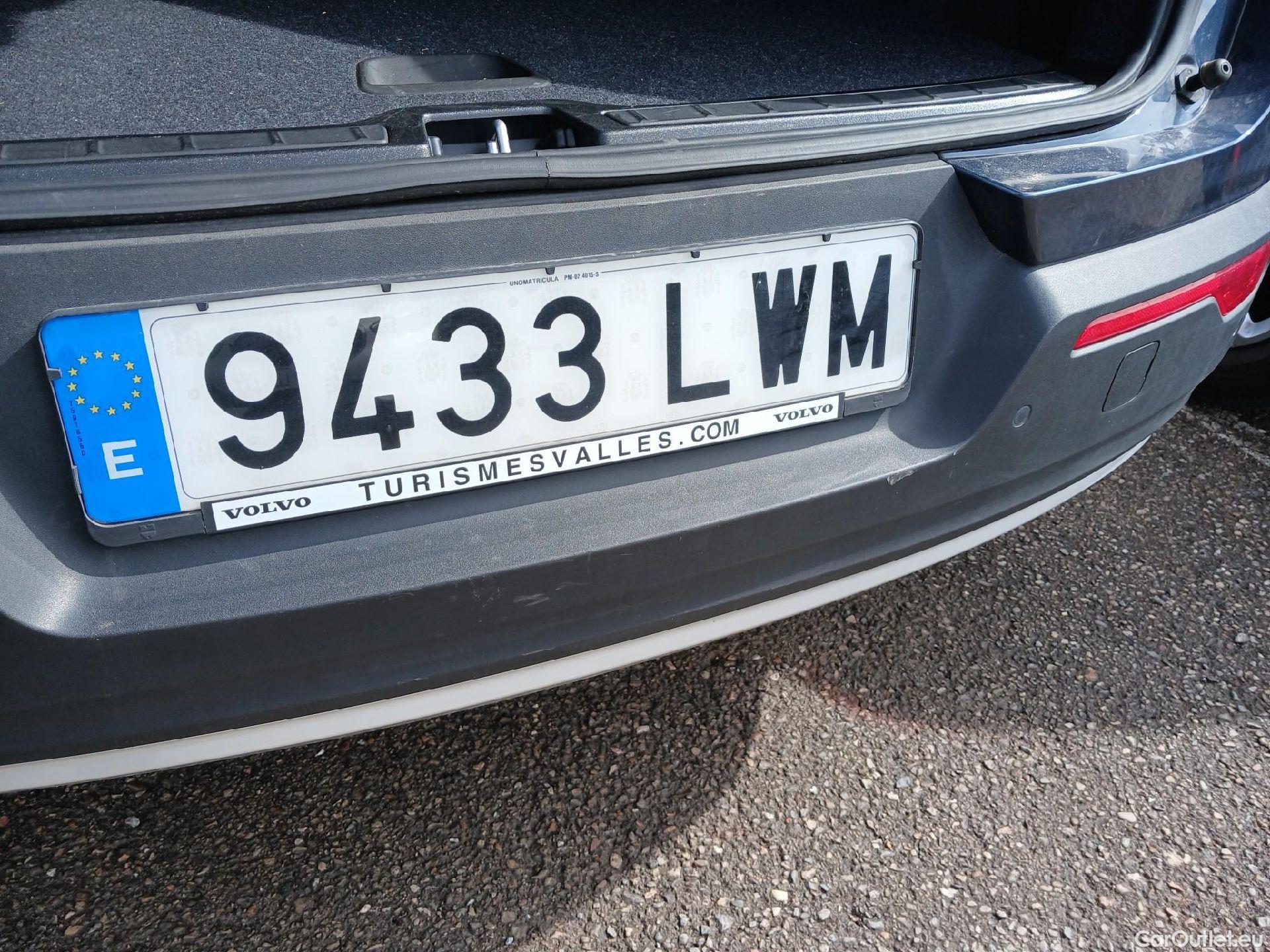  Volvo  XC 40 VOLVO XC40 / 2017 / 5P / todoterreno 2.0 B3 G Momentum Pro Auto #14