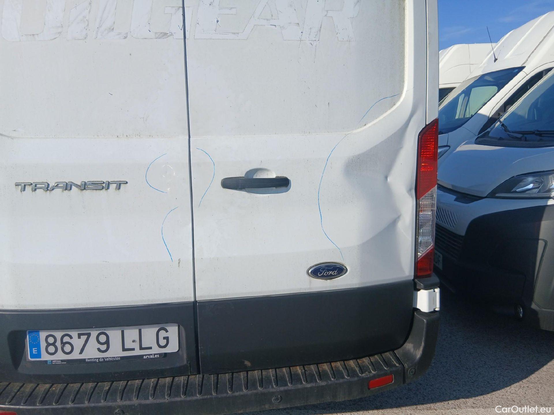  Ford  Transit FORD  / 2013 / 4P / furgón 310 96kW L2H2 Van Trend FWD #17