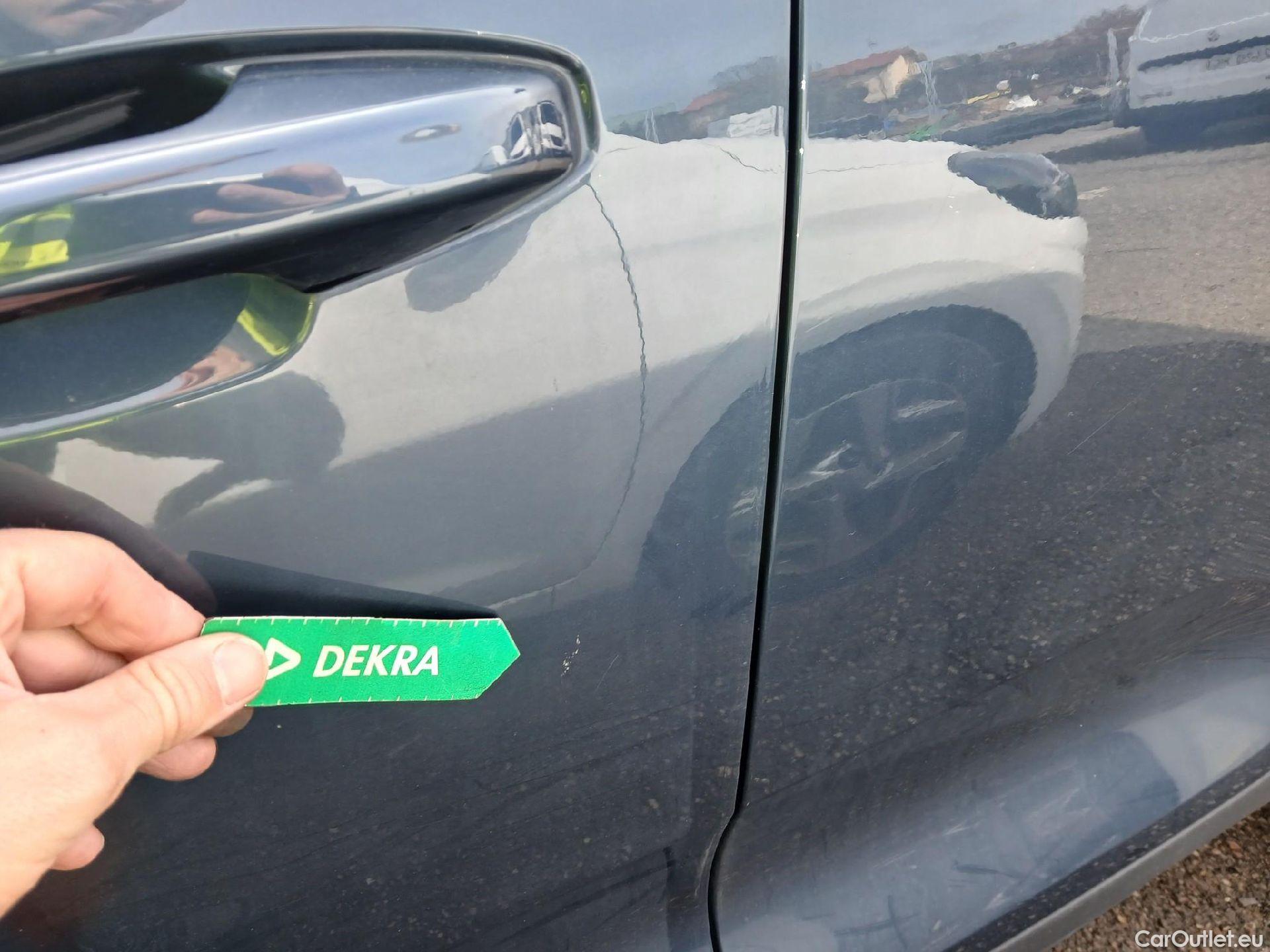  Volvo  XC 40 VOLVO XC40 / 2017 / 5P / todoterreno 2.0 B3 G Momentum Pro Auto #11