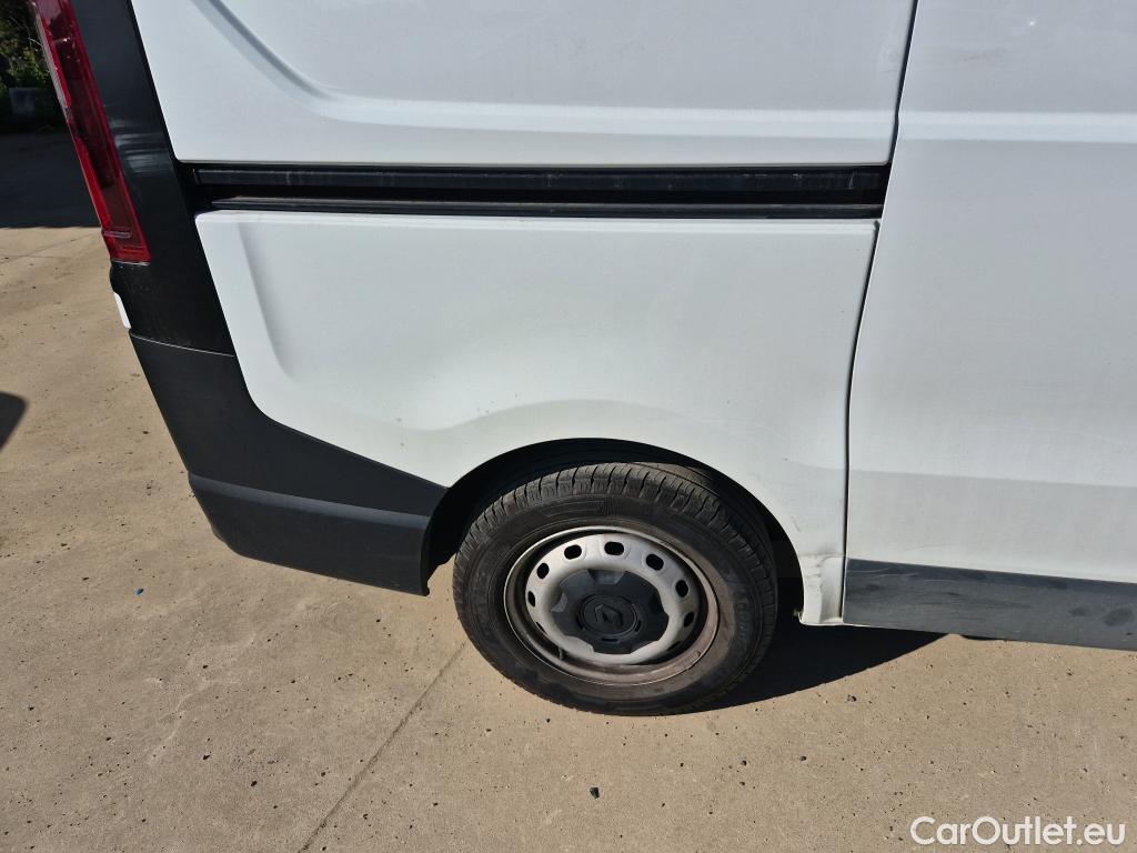  Renault  Trafic RENAULT  / 2021 / 4P / furgón Furgón L1H1 Blue dCi 96 Kw (130 CV) (AC) #3