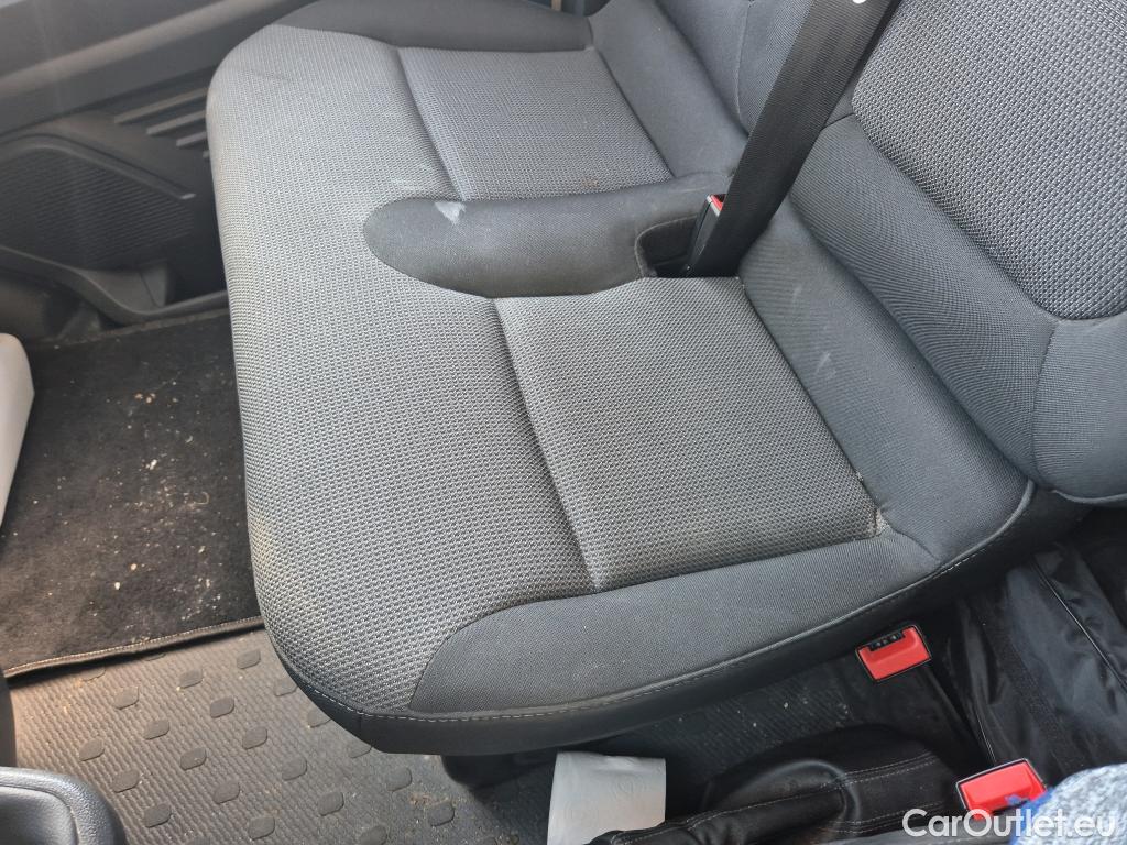  Renault  Trafic RENAULT  / 2021 / 4P / furgón Furgón L1H1 Blue dCi 96 Kw (130 CV) (AC) #1