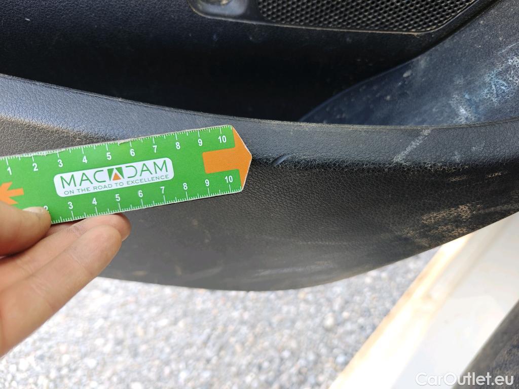  Peugeot  Expert PEUGEOT  / 2016 / 4P / furgón Furgón BlueHDi 100 S&S 6v Long #30