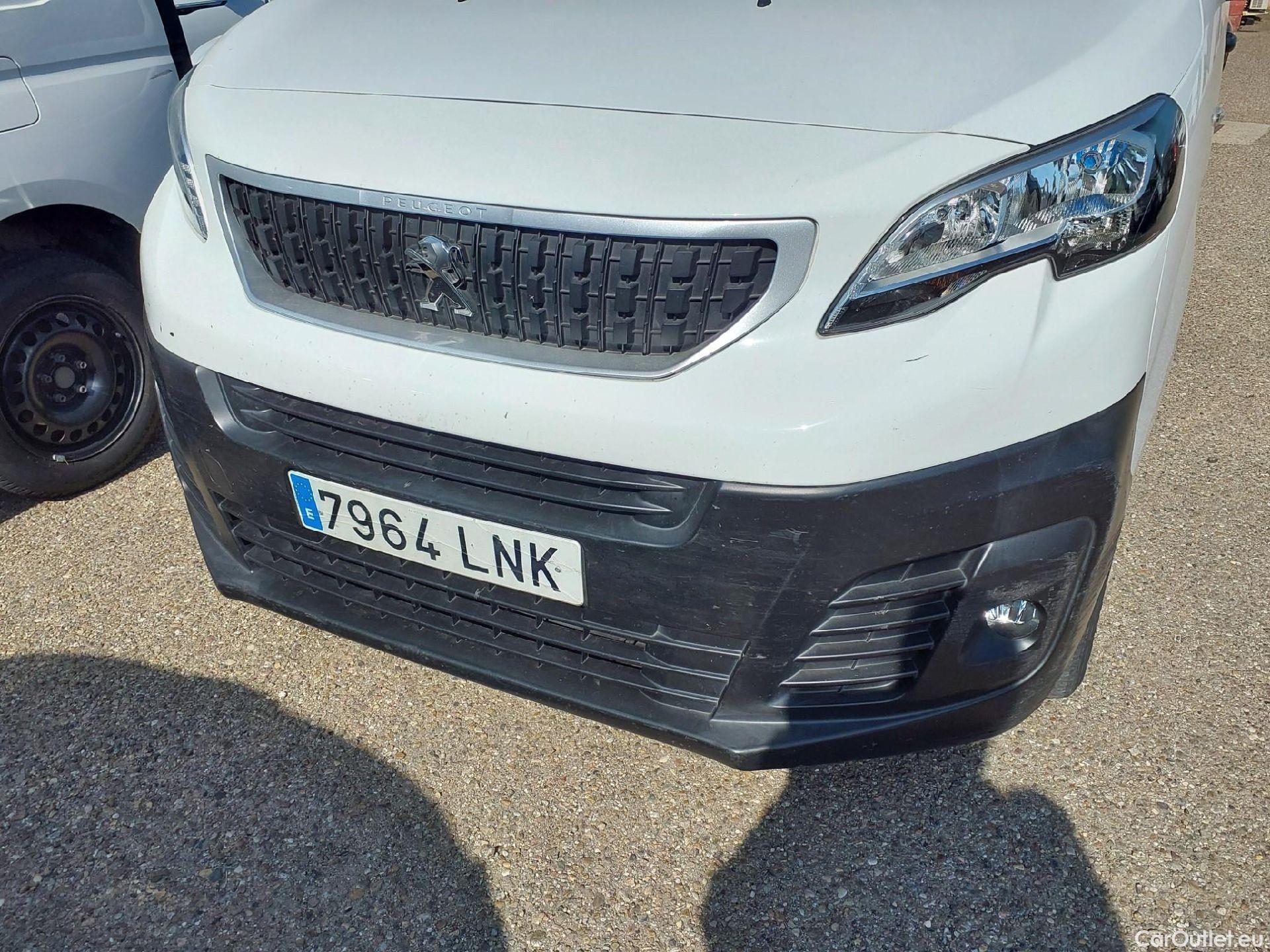  Peugeot  Expert PEUGEOT  / 2016 / 4P / furgón Furgón Pro 2.0 BlueHDi 120 S&S Standard #3