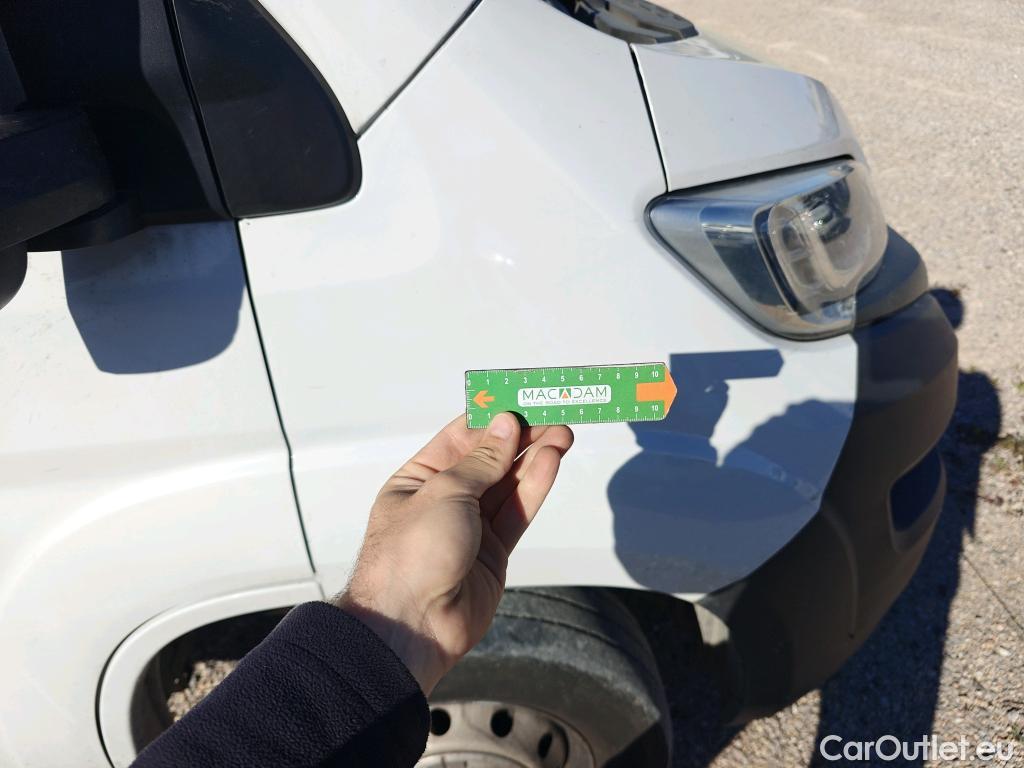  Opel  Movano OPEL  / 2021 / 4P / furgón Q4 Furgón Base L2H2 3.5T 2.2 BHDi 103kW #100