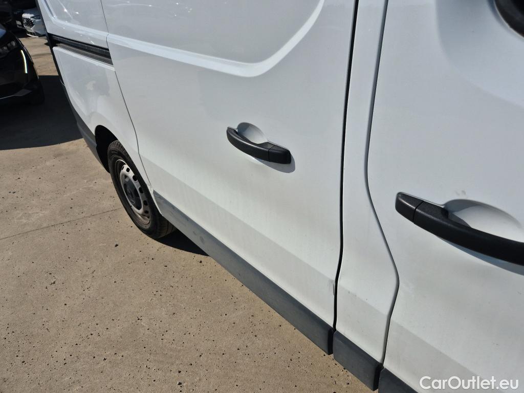  Renault  Trafic RENAULT  / 2021 / 4P / furgón Furgón L1H1 Blue dCi 96 Kw (130 CV) (AC) #7