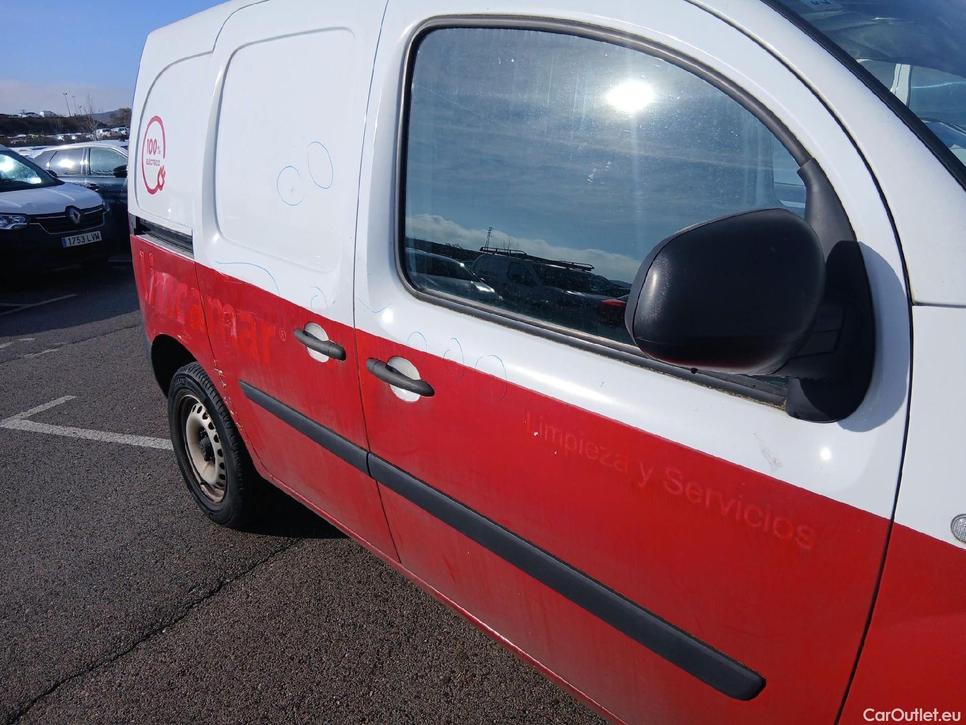  Renault  Kangoo RENAULT  Furgón/2013/3P/furgón derivado de turismo Profesional dCi 66kW (90CV) Euro 6 #50